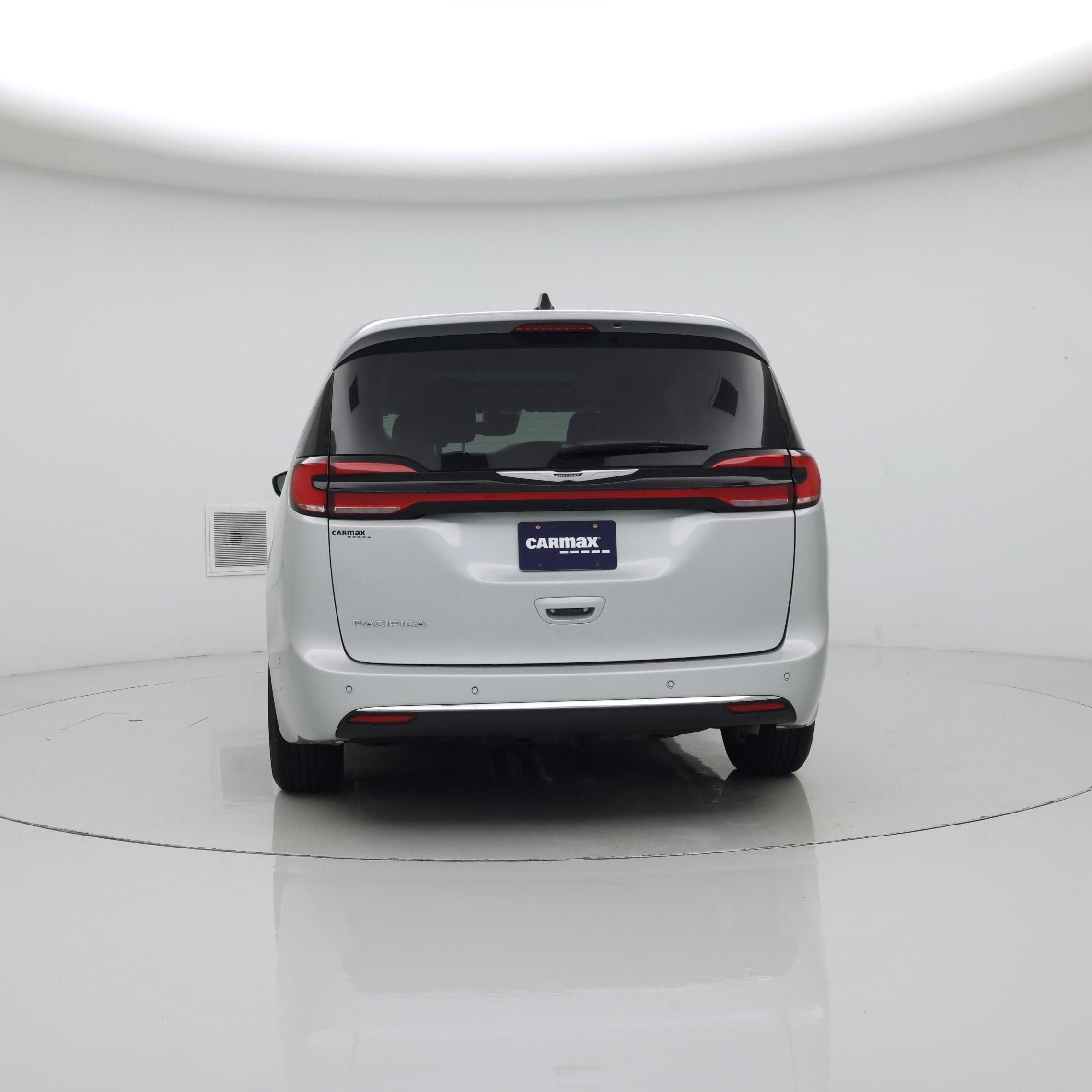 Thumbnail: 2024 Chrysler Pacifica - 6