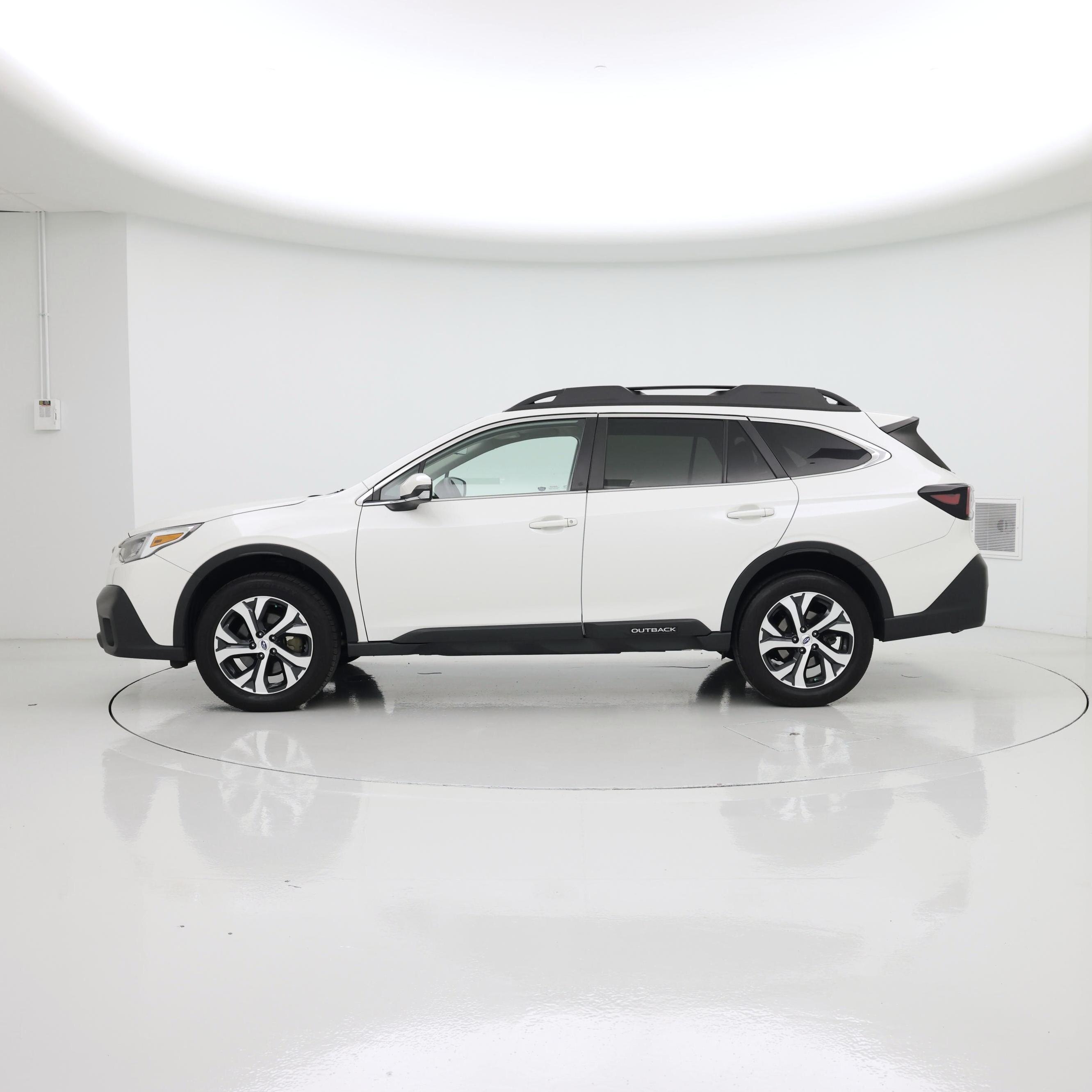 Thumbnail: 2022 Subaru Outback - 3