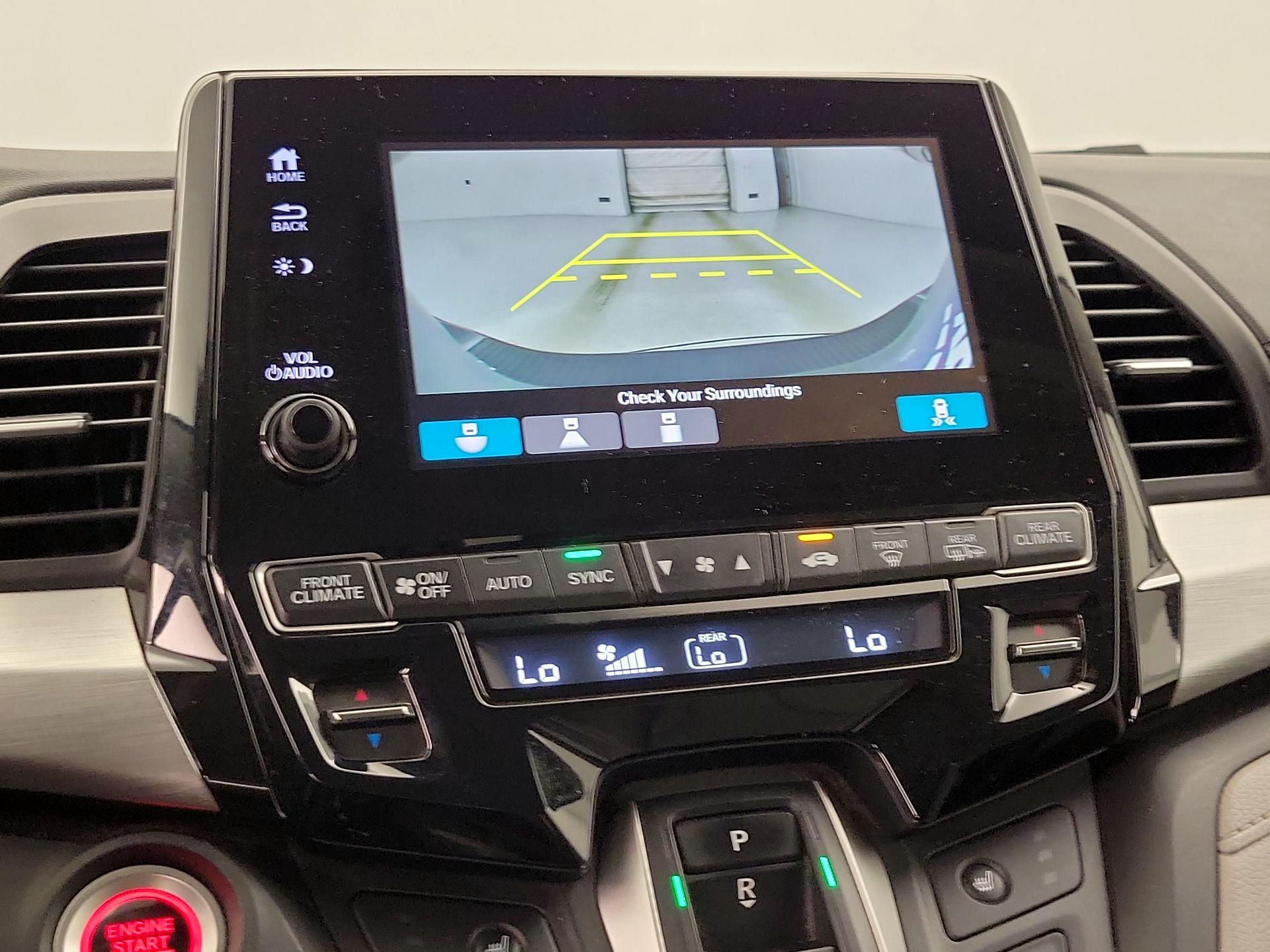 Thumbnail: 2021 Honda Odyssey - 14