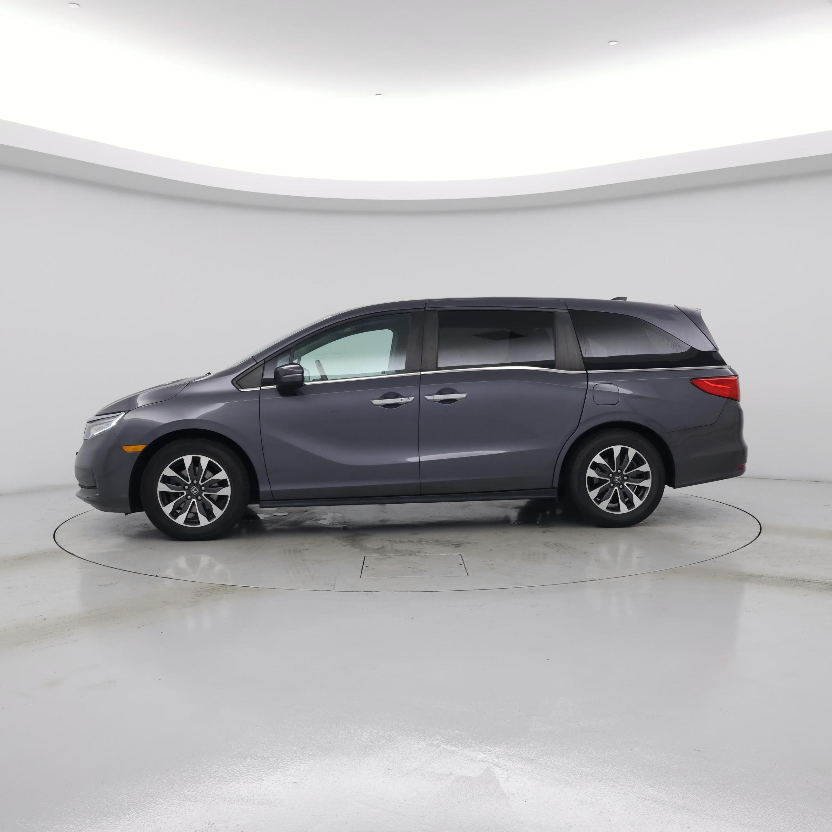 Thumbnail: 2021 Honda Odyssey - 3