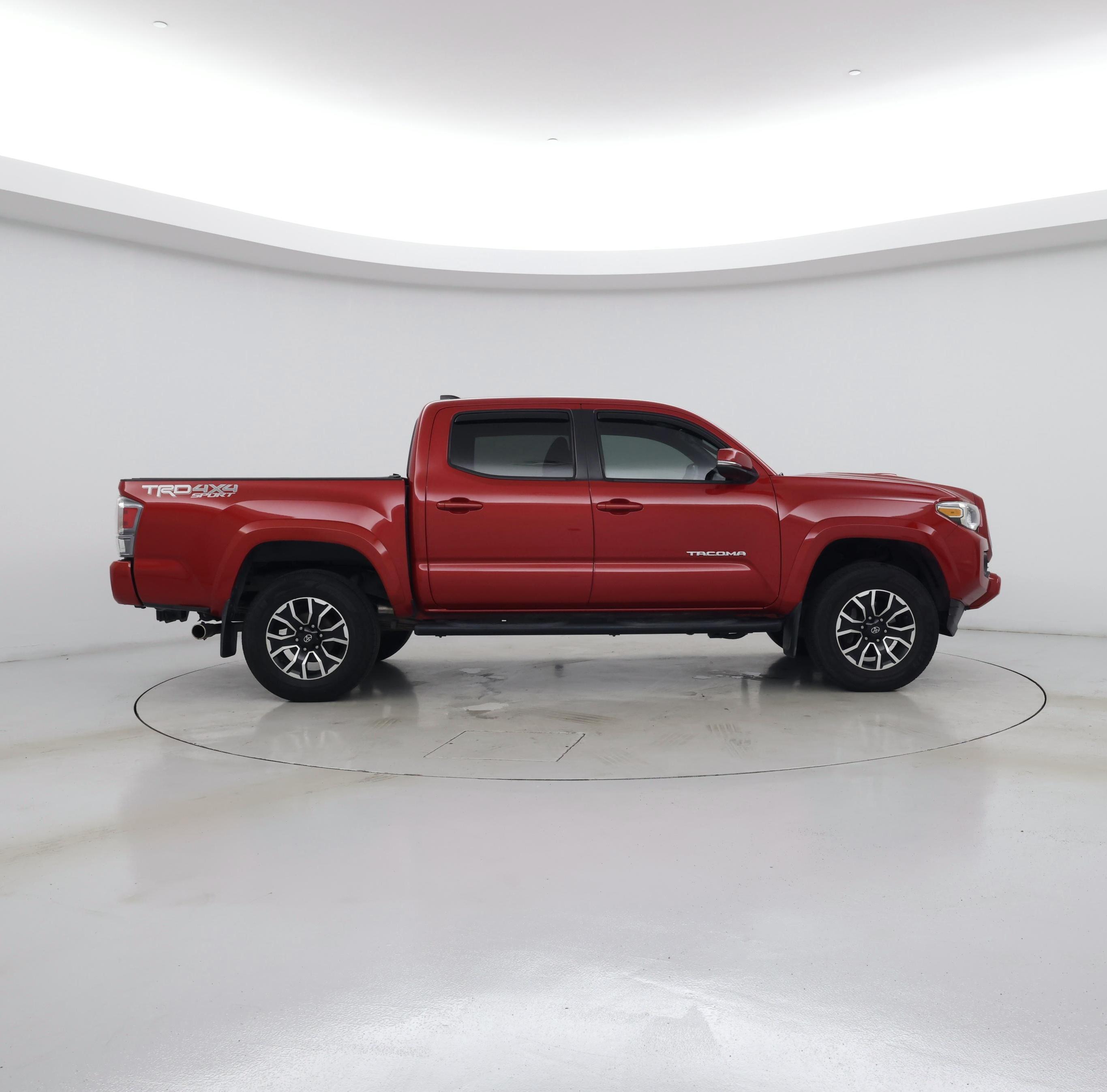 Thumbnail: 2020 Toyota Tacoma - 7