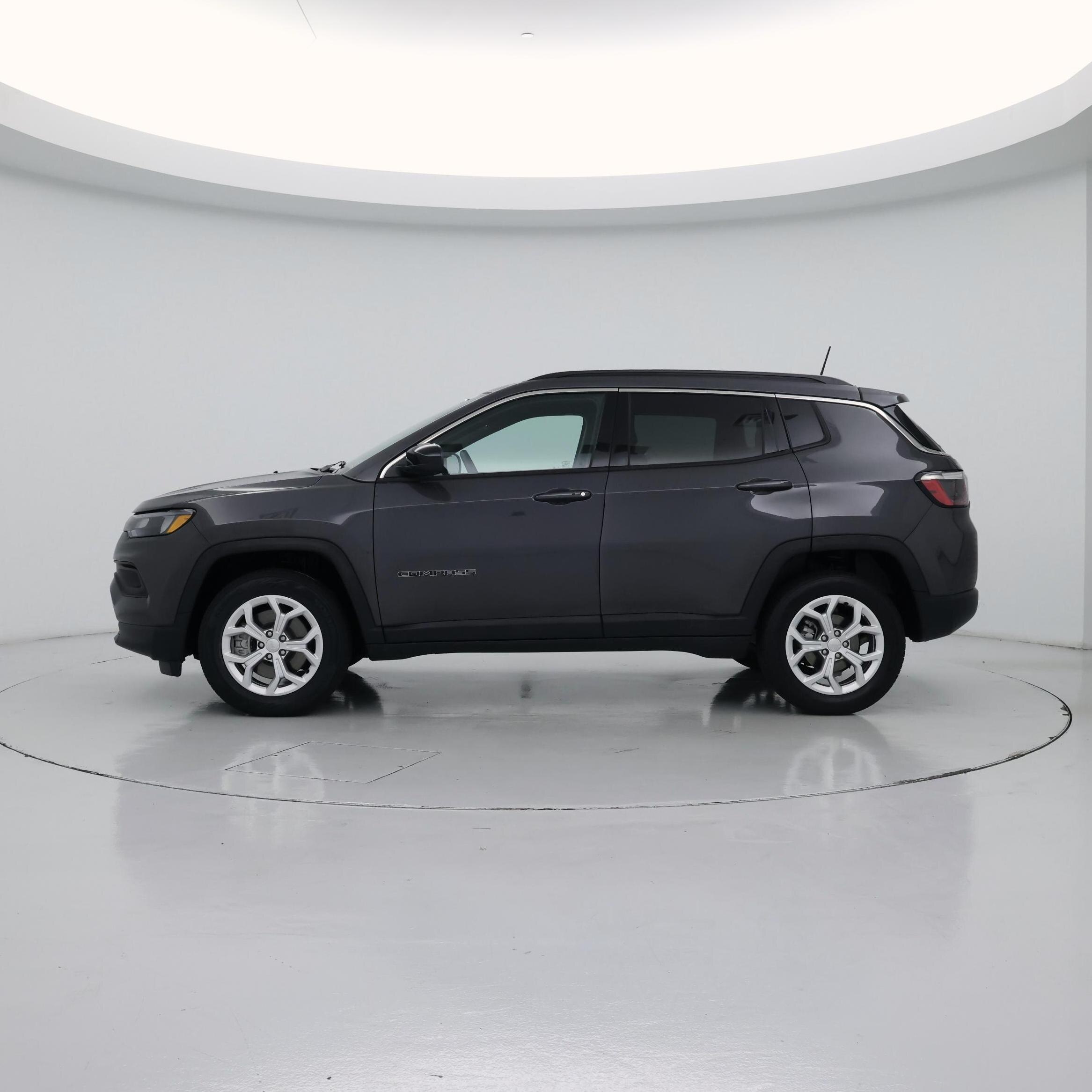 Thumbnail: 2024 Jeep Compass - 3