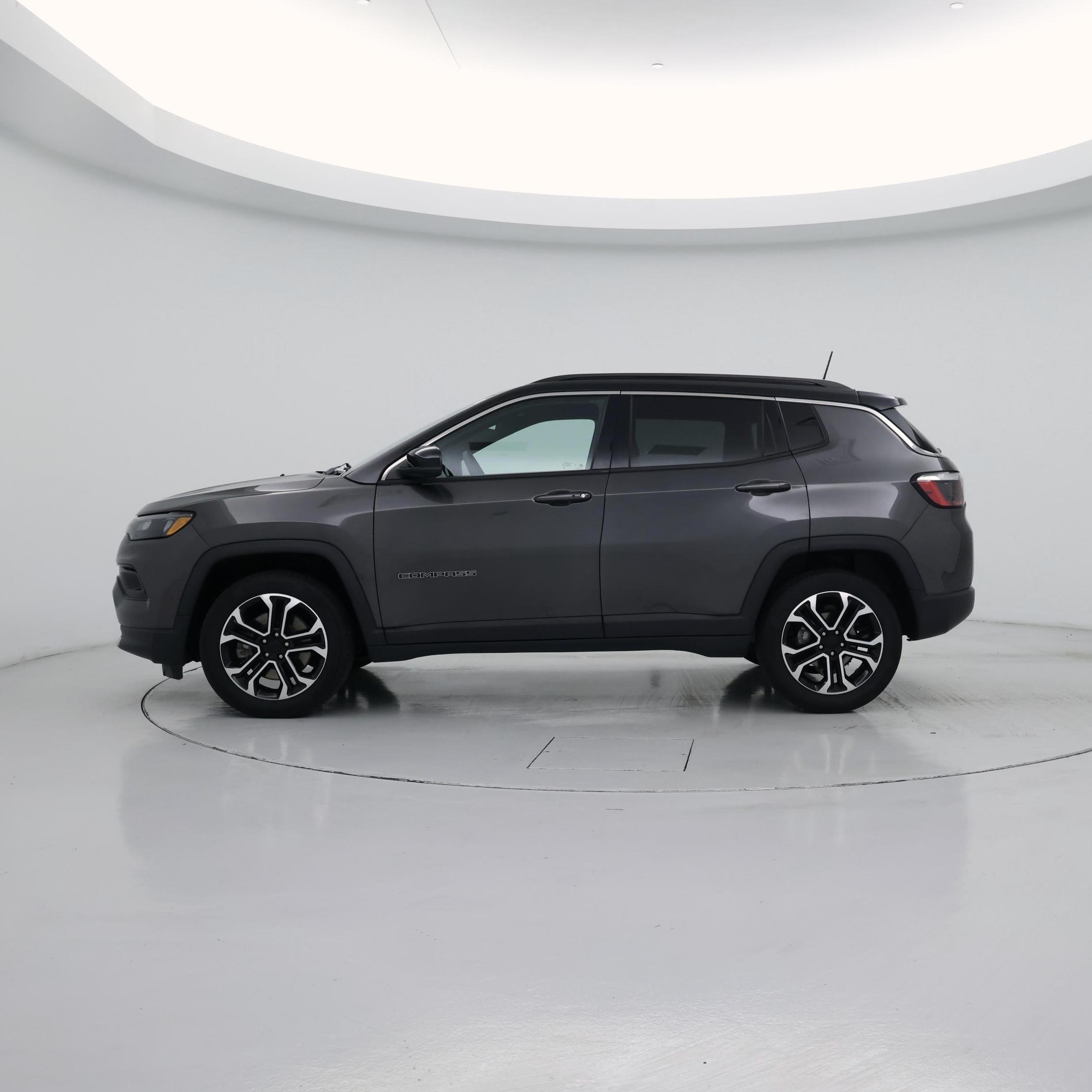 Thumbnail: 2023 Jeep Compass - 3