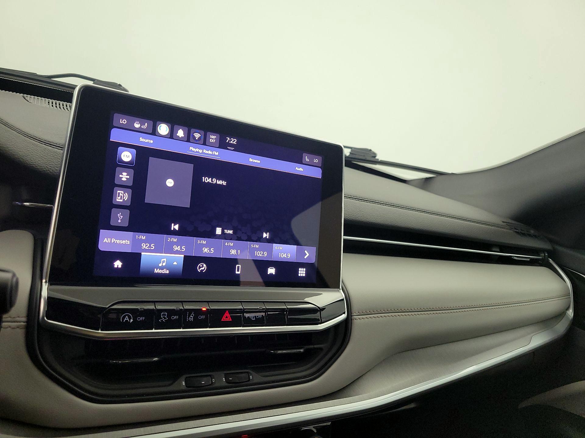 Thumbnail: 2024 Jeep Compass - 15