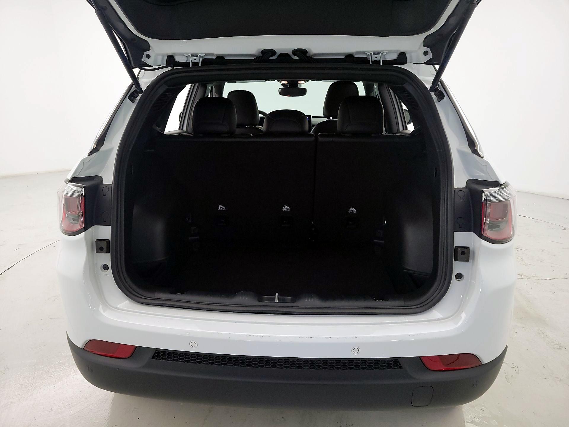 Thumbnail: 2024 Jeep Compass - 20