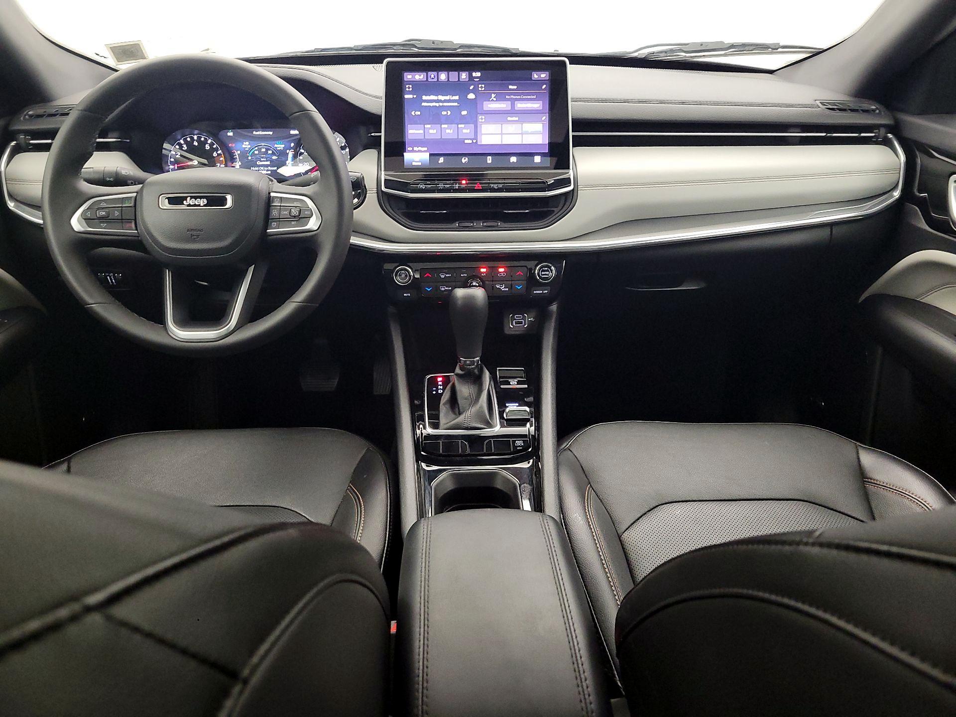 Thumbnail: 2023 Jeep Compass - 9