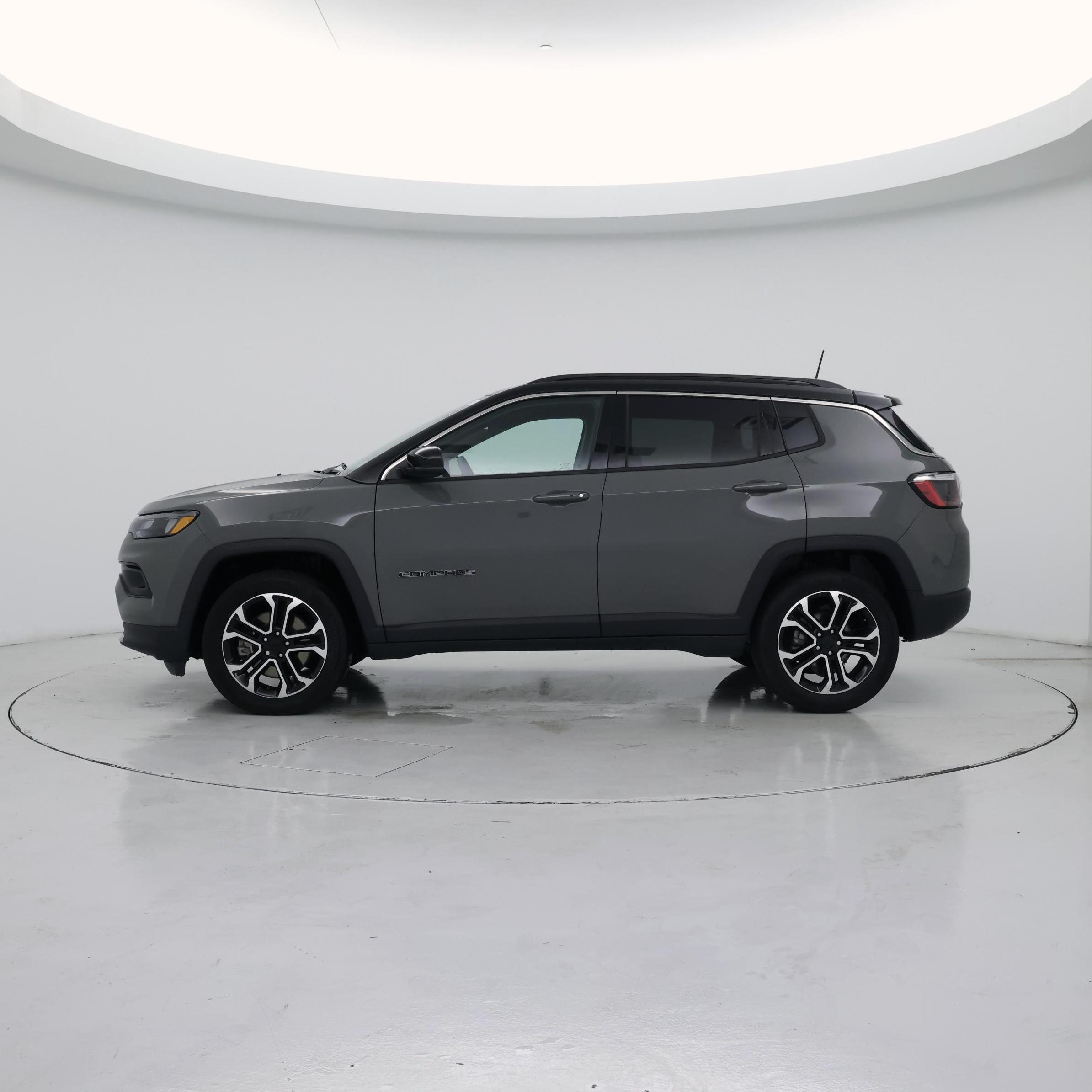 Thumbnail: 2023 Jeep Compass - 3