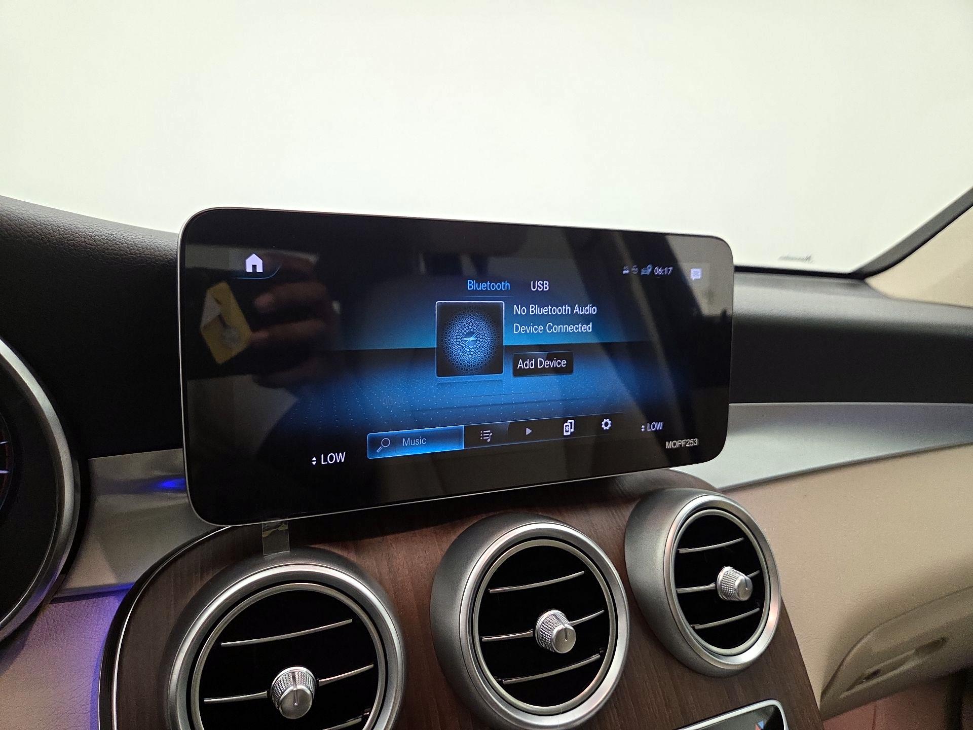 Thumbnail: 2021 Mercedes-Benz GLC - 15