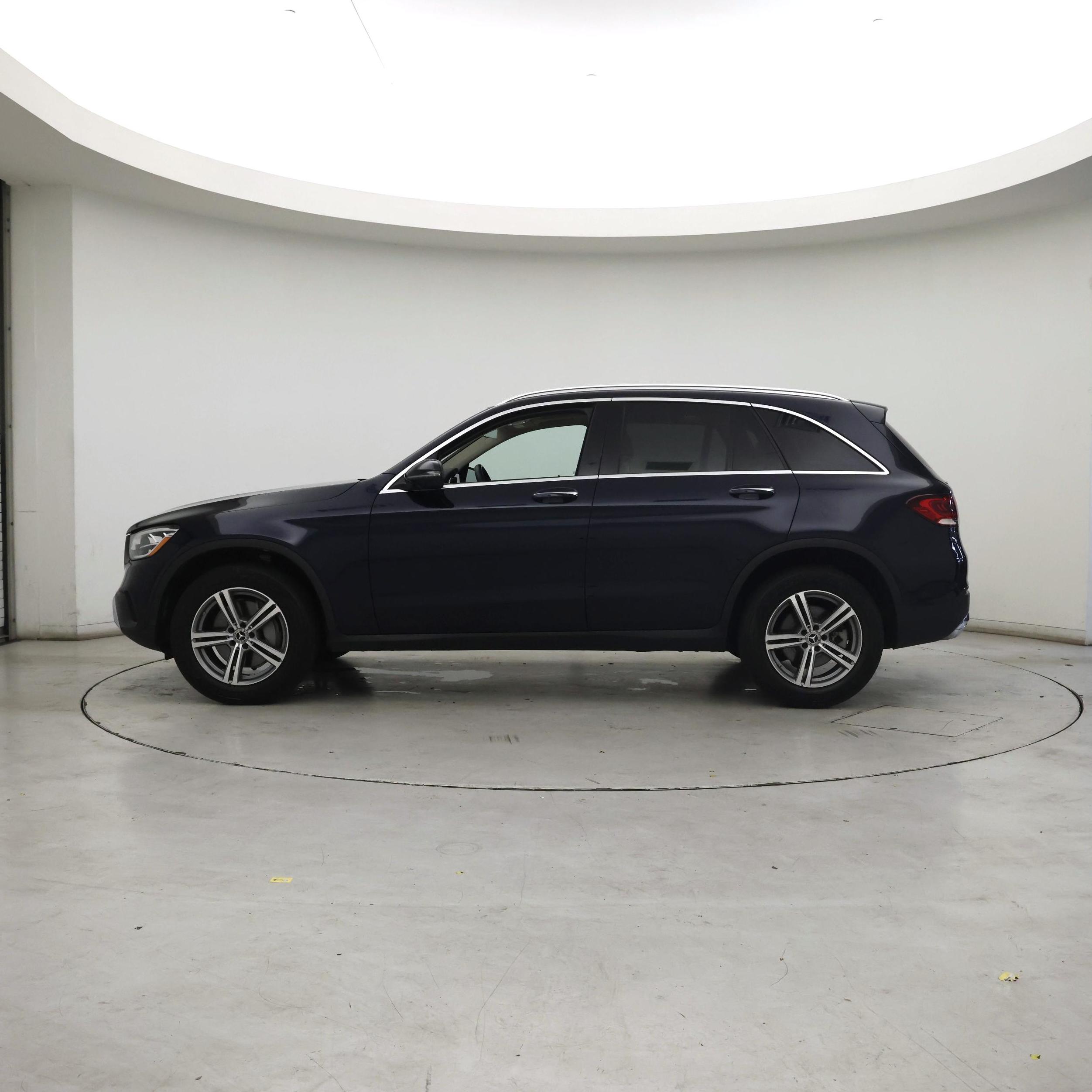 Thumbnail: 2021 Mercedes-Benz GLC - 3