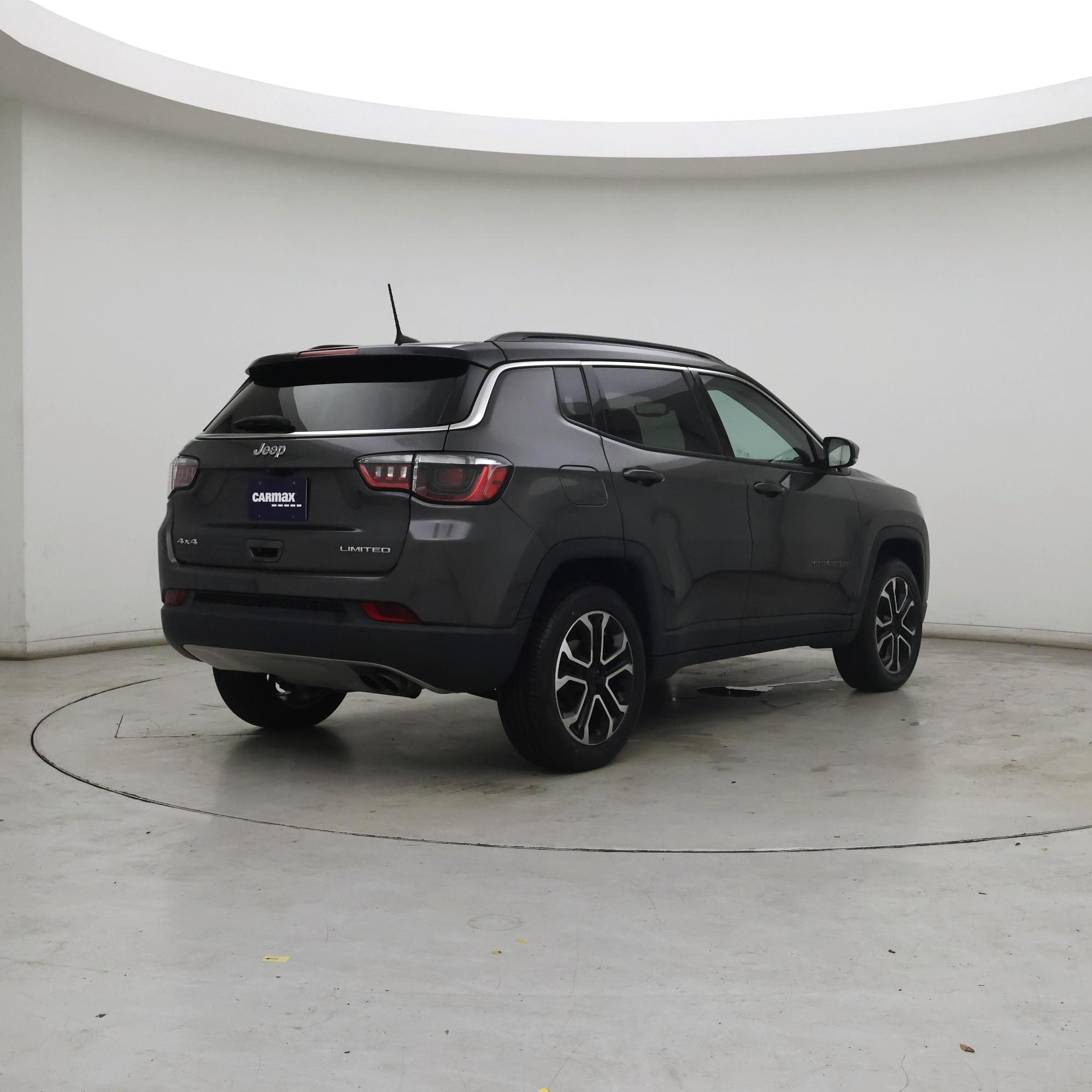 Thumbnail: 2022 Jeep Compass - 8