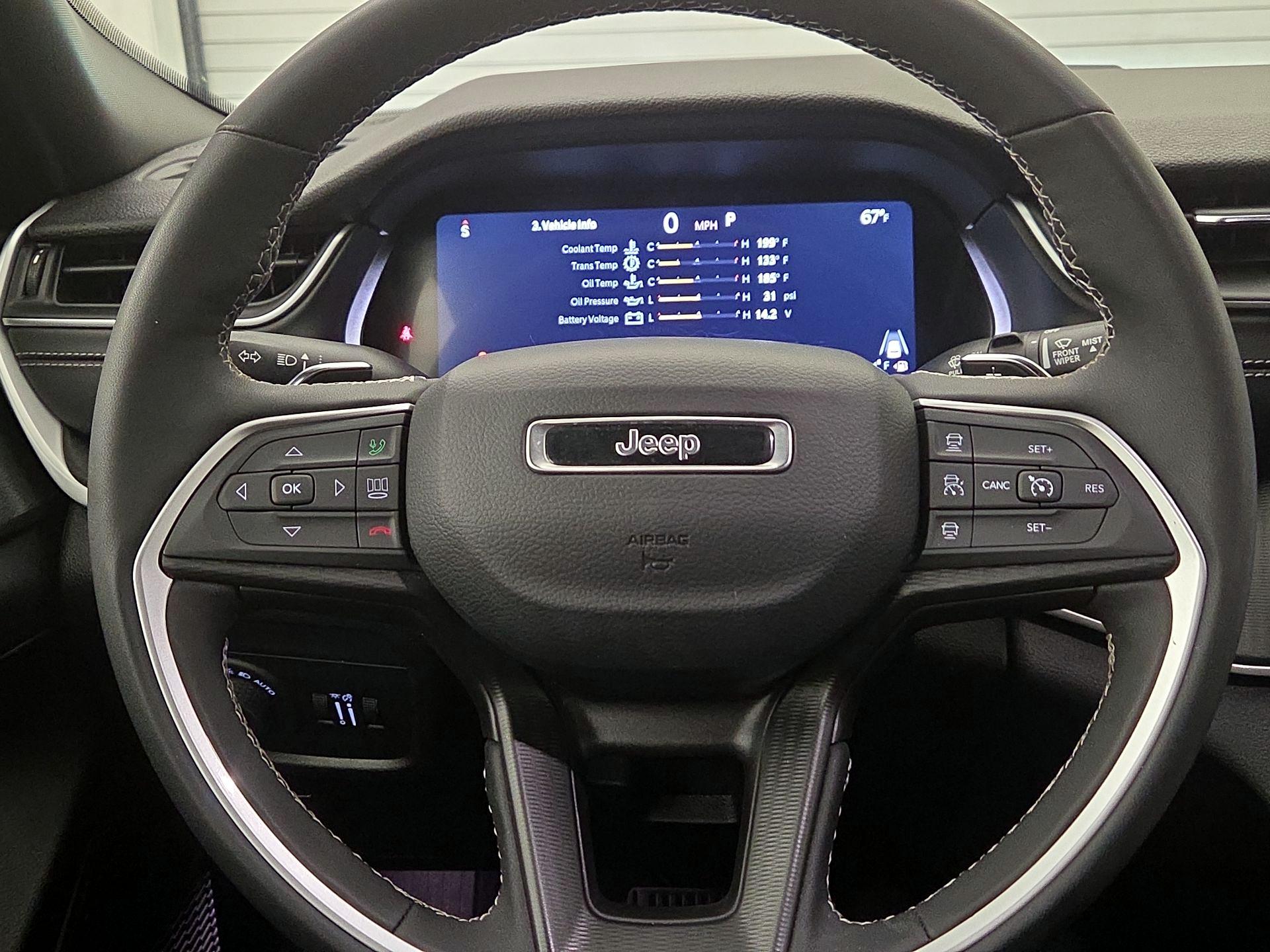 Thumbnail: 2024 Jeep Grand Cherokee - 10