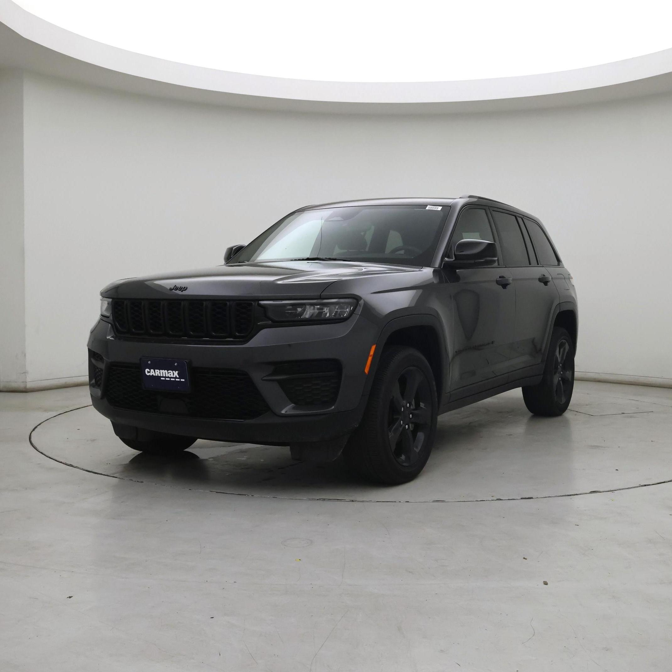 Thumbnail: 2024 Jeep Grand Cherokee - 4