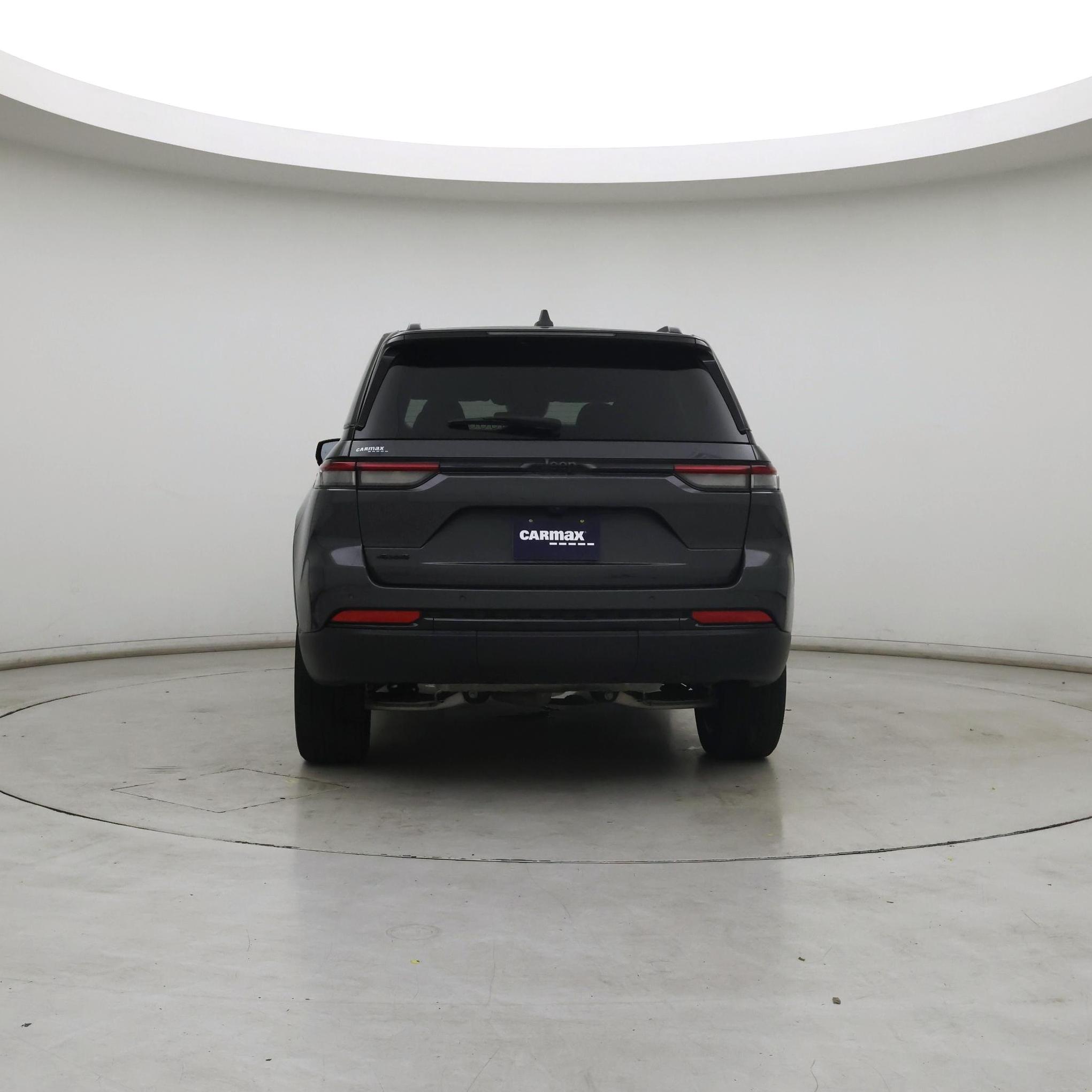 Thumbnail: 2024 Jeep Grand Cherokee - 6