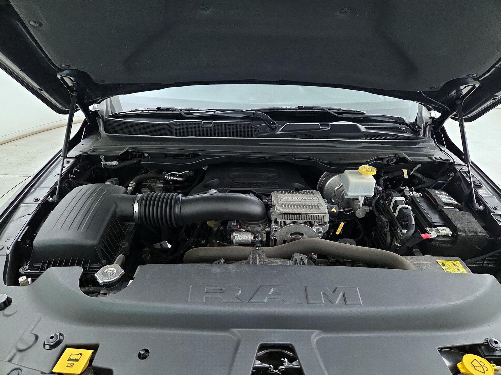 2023 RAM Ram 1500 Pickup Laramie - Photo 23