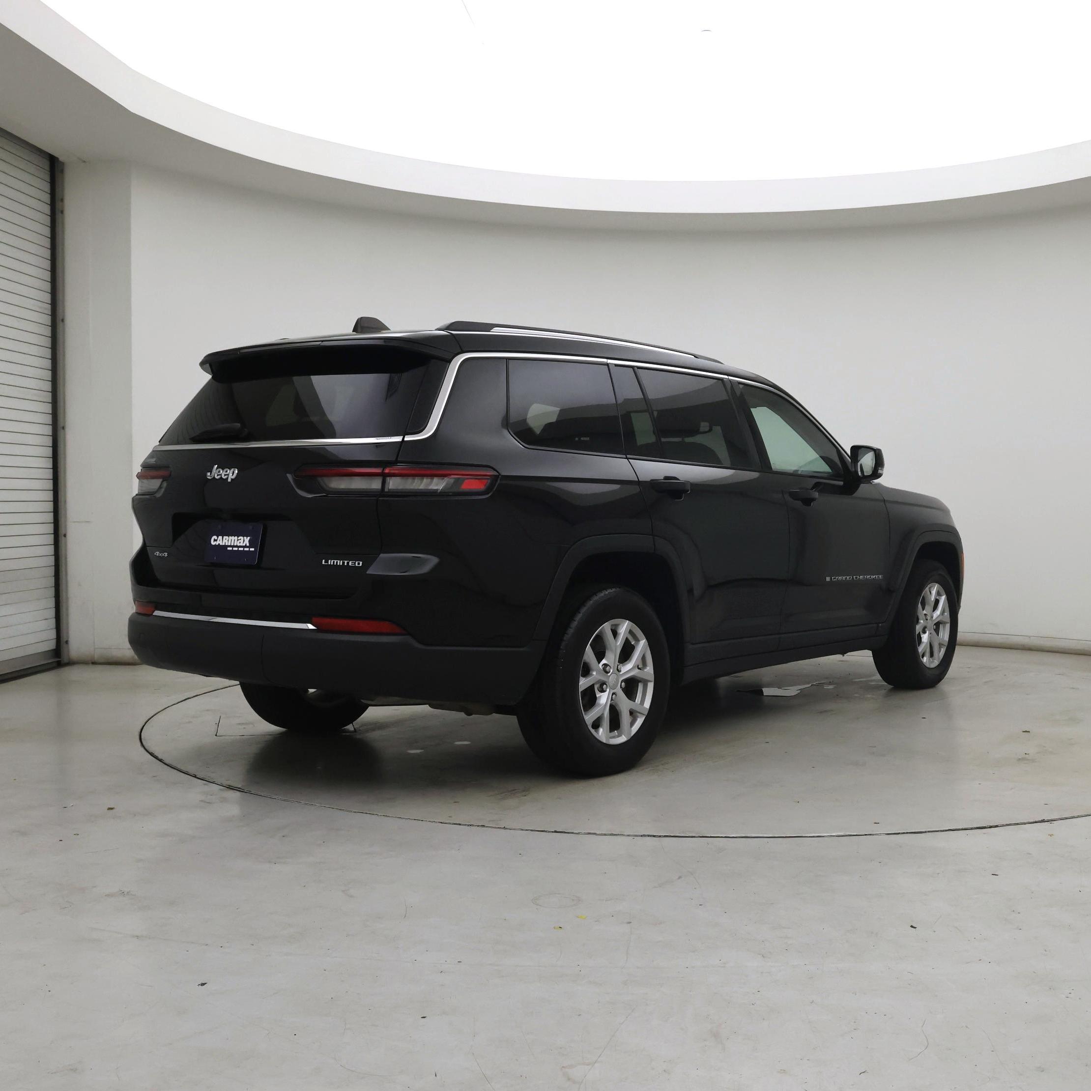 Thumbnail: 2023 Jeep Grand Cherokee L - 8