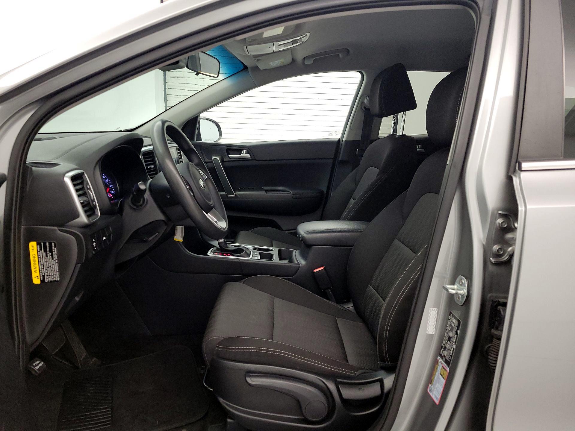 Thumbnail: 2020 Kia Sportage - 11