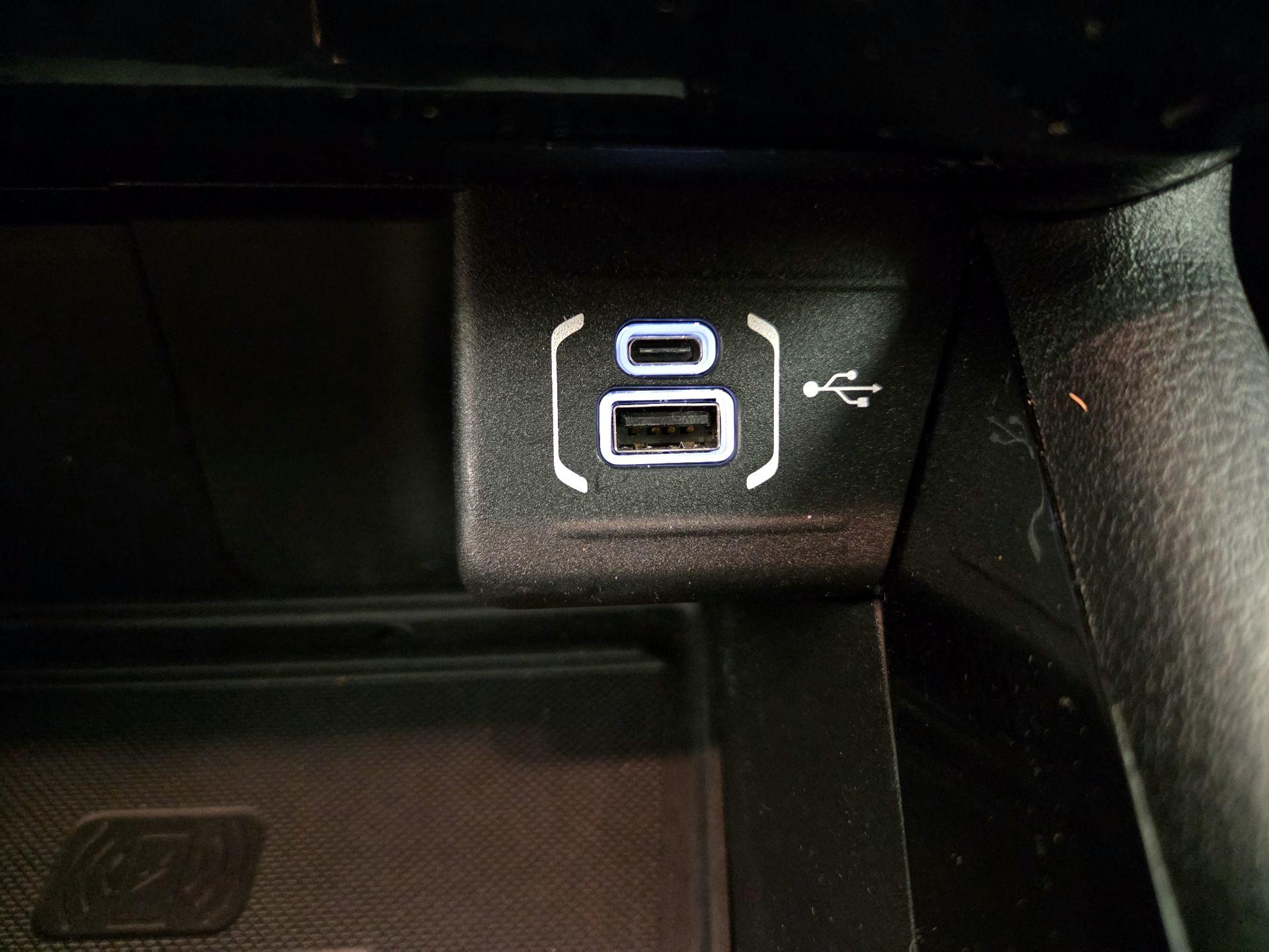 Thumbnail: 2022 Jeep Compass - 17