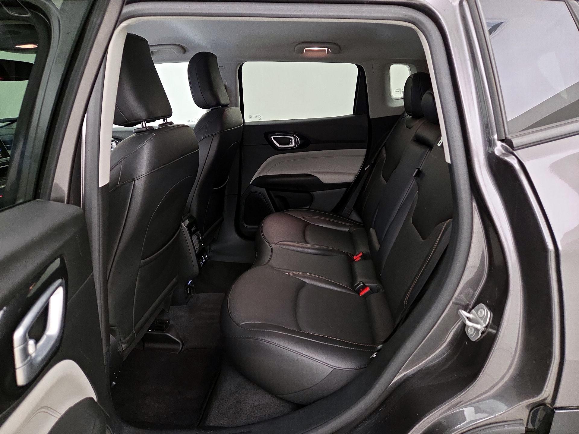 Thumbnail: 2022 Jeep Compass - 18
