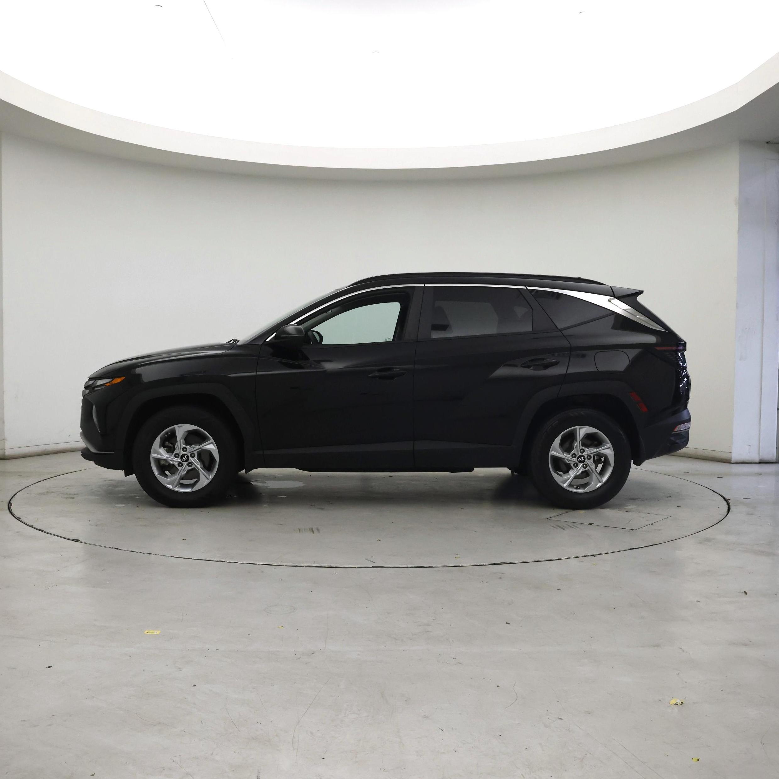 Thumbnail: 2023 Hyundai Tucson - 3