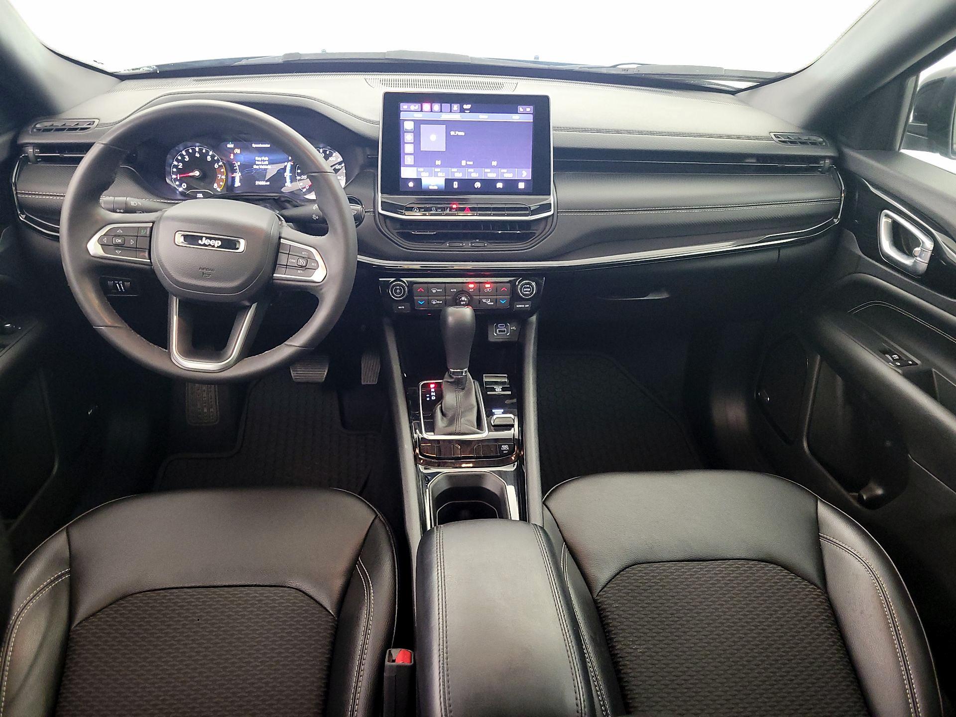 Thumbnail: 2023 Jeep Compass - 9