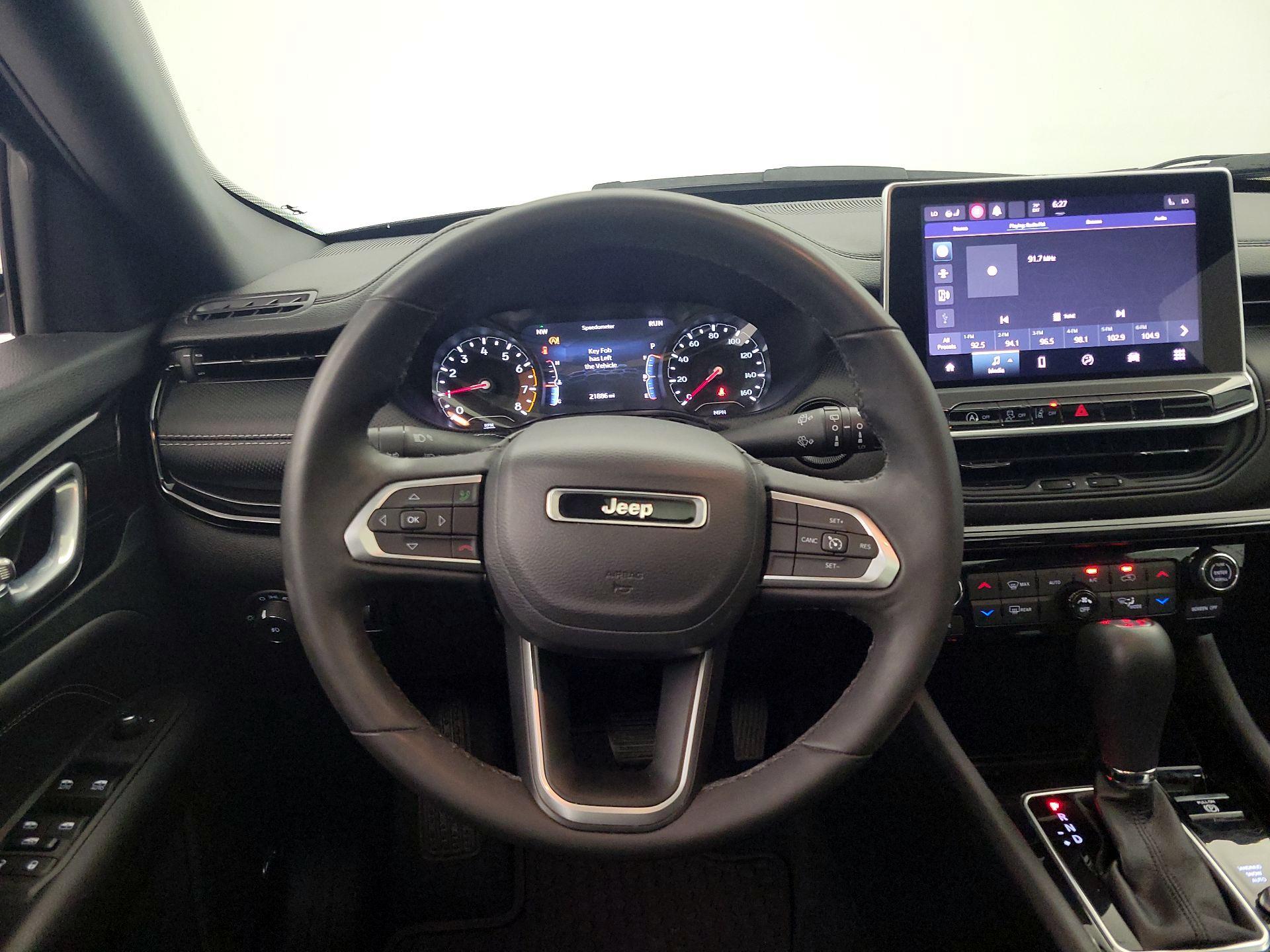 Thumbnail: 2023 Jeep Compass - 10
