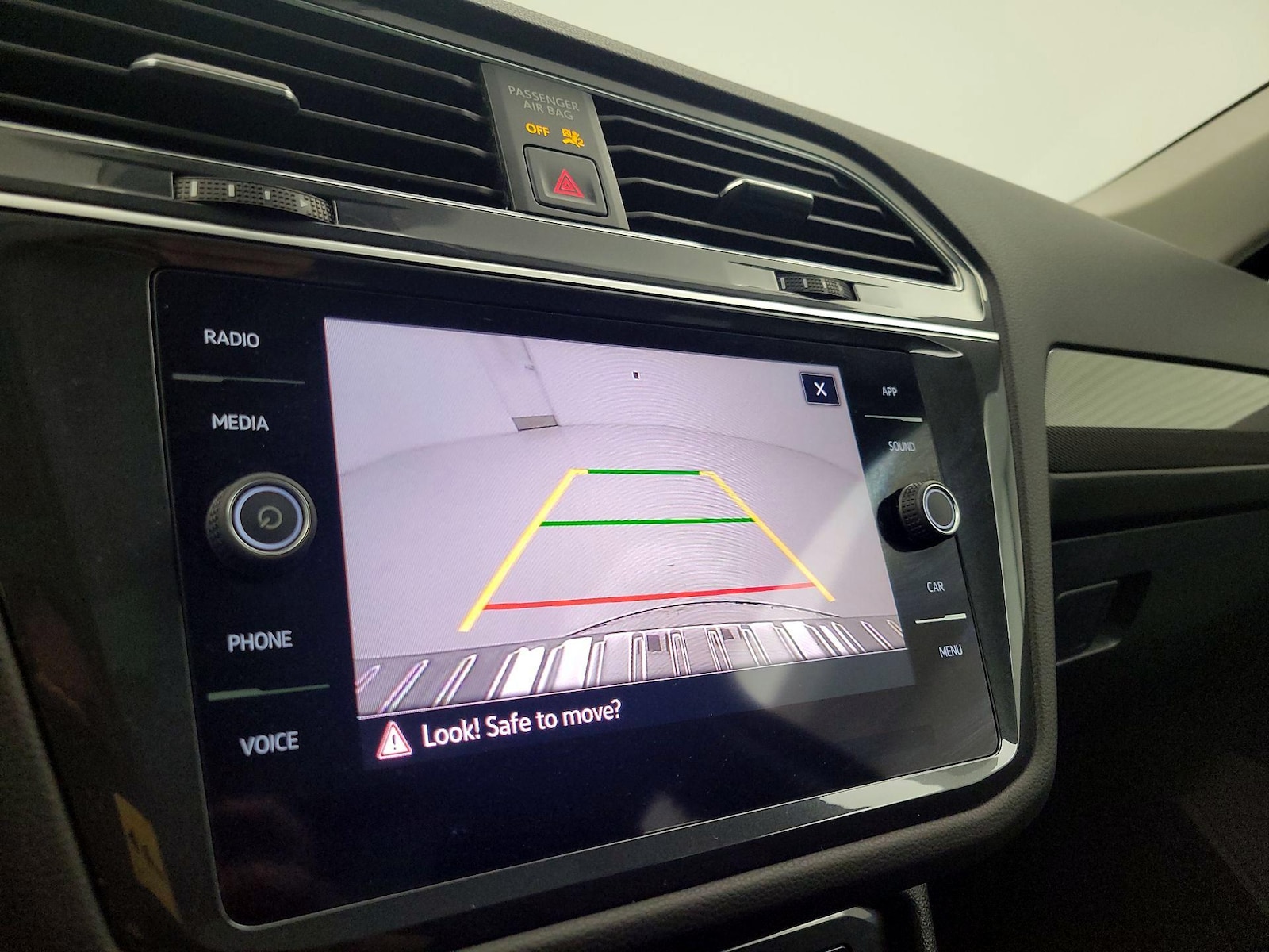 2023 Volkswagen Tiguan SE - Photo 15