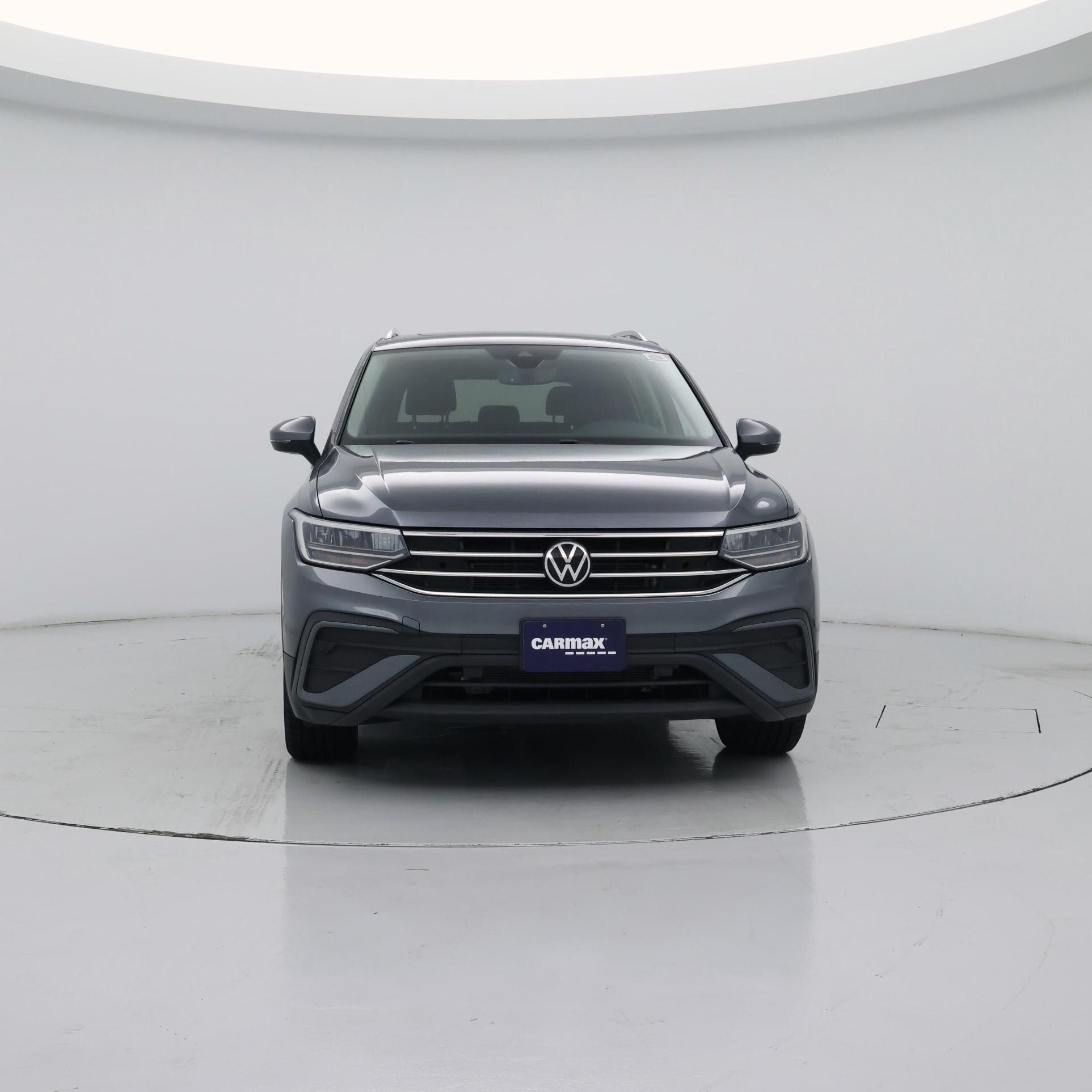 Thumbnail: 2023 Volkswagen Tiguan - 5