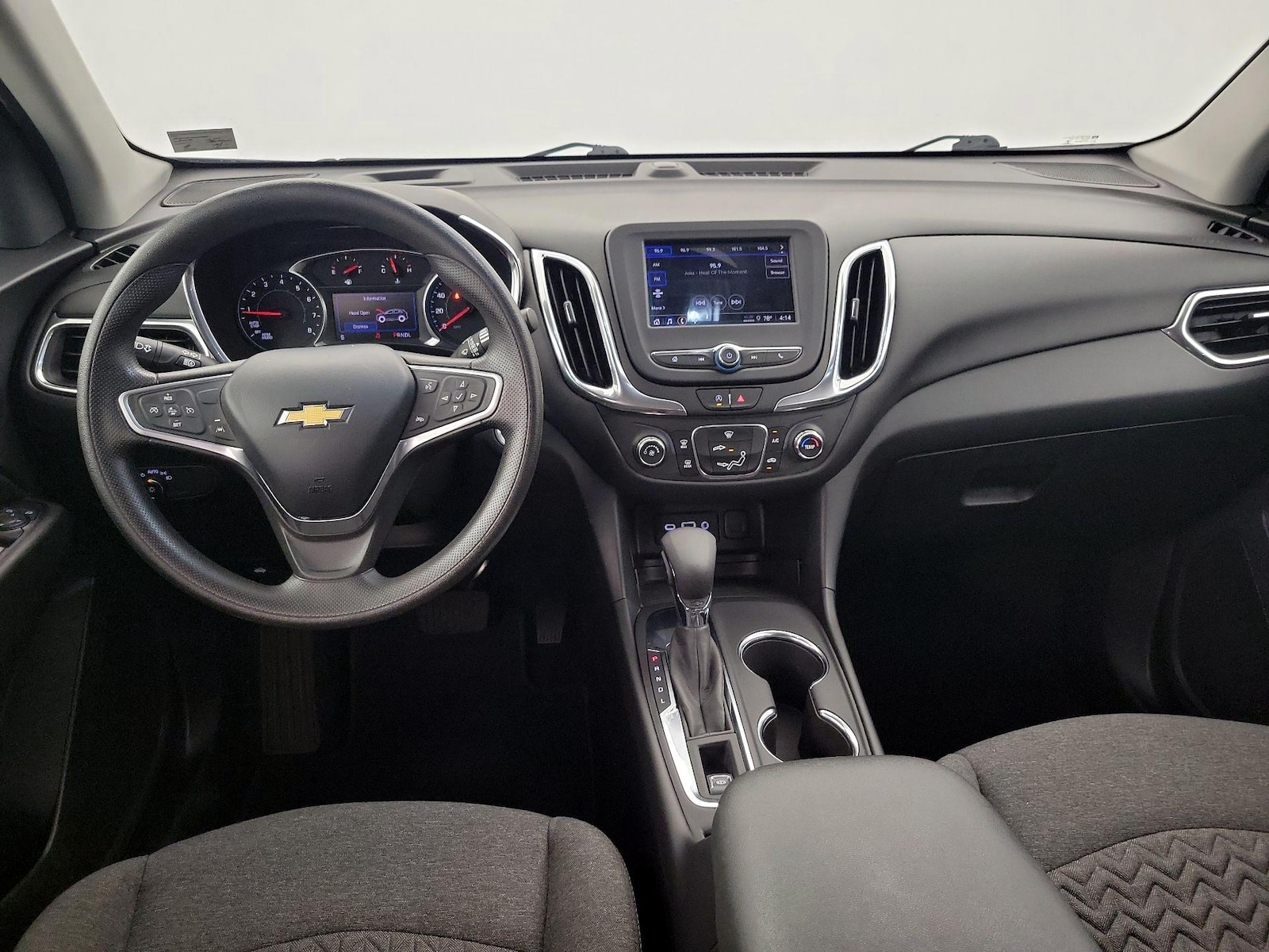 2022 Chevrolet Equinox LT - Photo 10