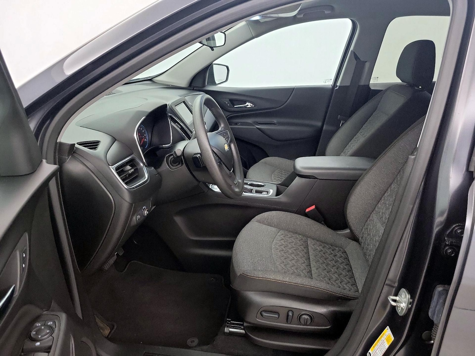 2022 Chevrolet Equinox LT - Photo 12