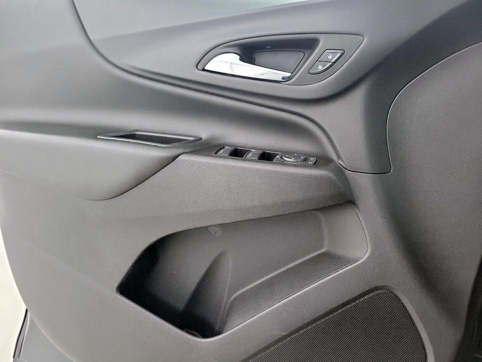 2022 Chevrolet Equinox LT - Photo 13
