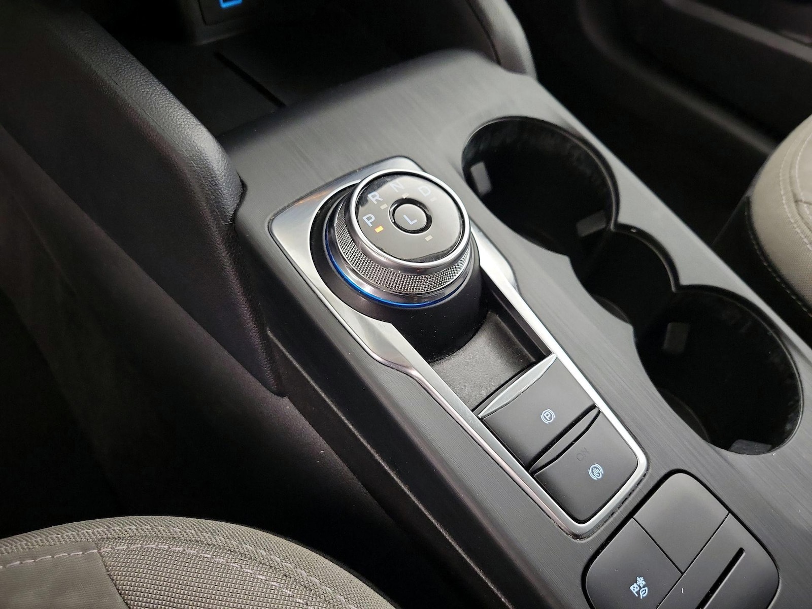 2022 Ford Escape SE - Photo 18
