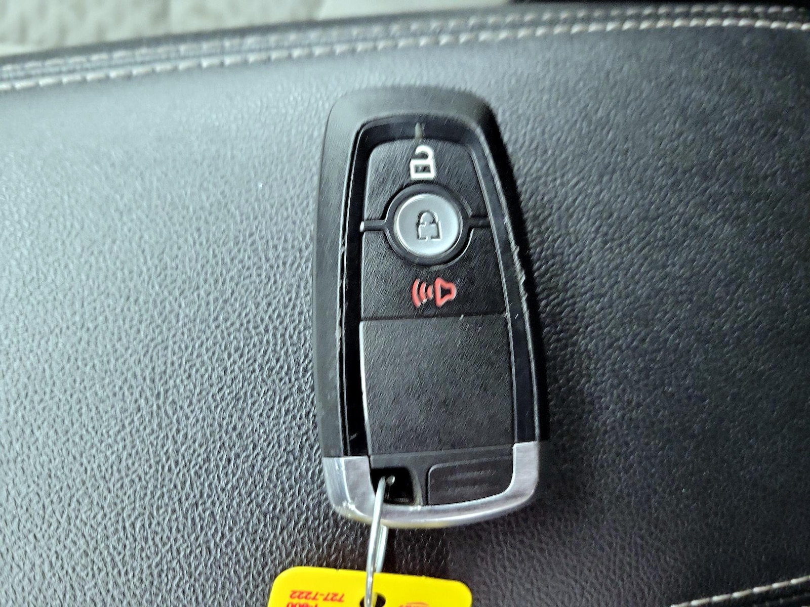 2022 Ford Escape SE - Photo 24