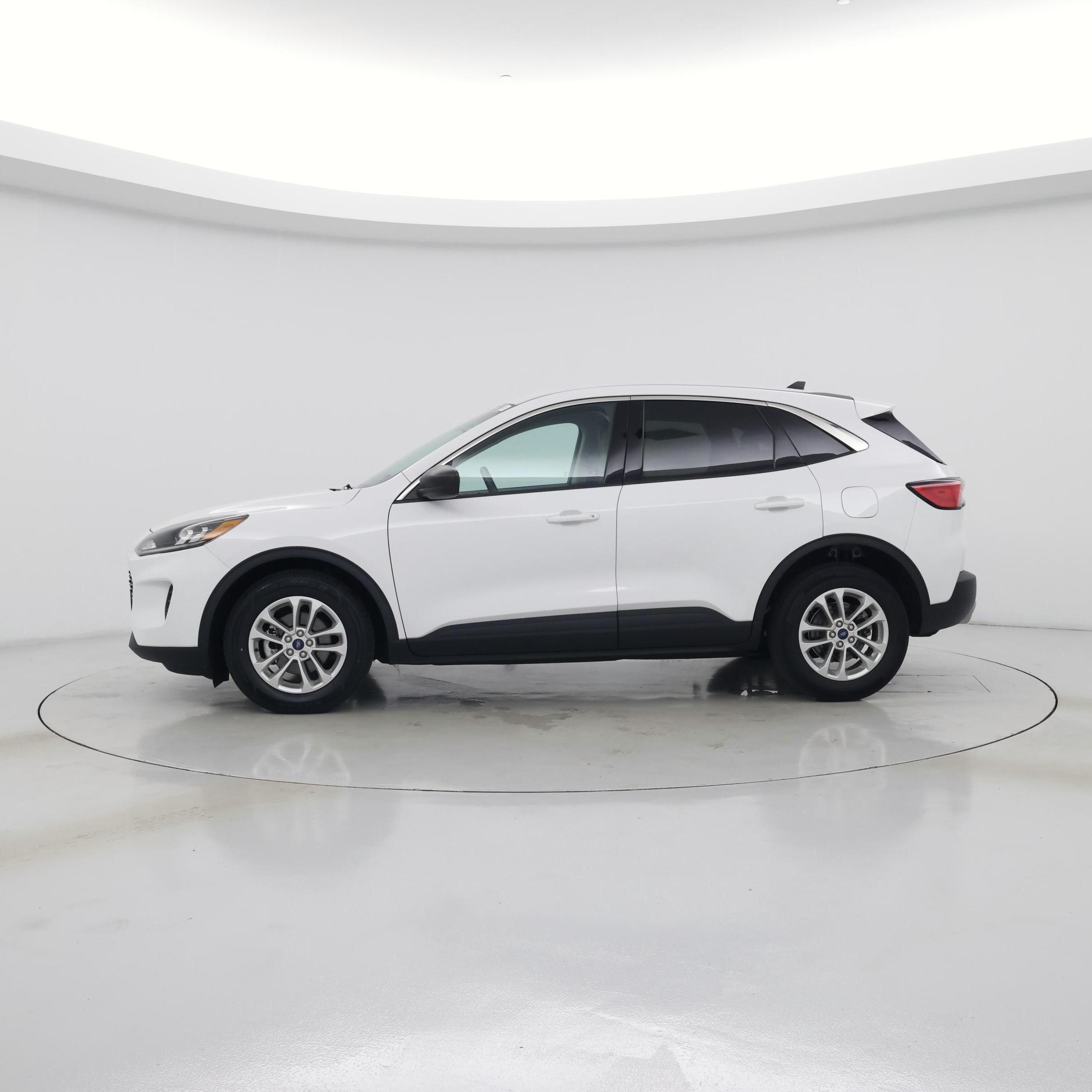 Thumbnail: 2022 Ford Escape - 3