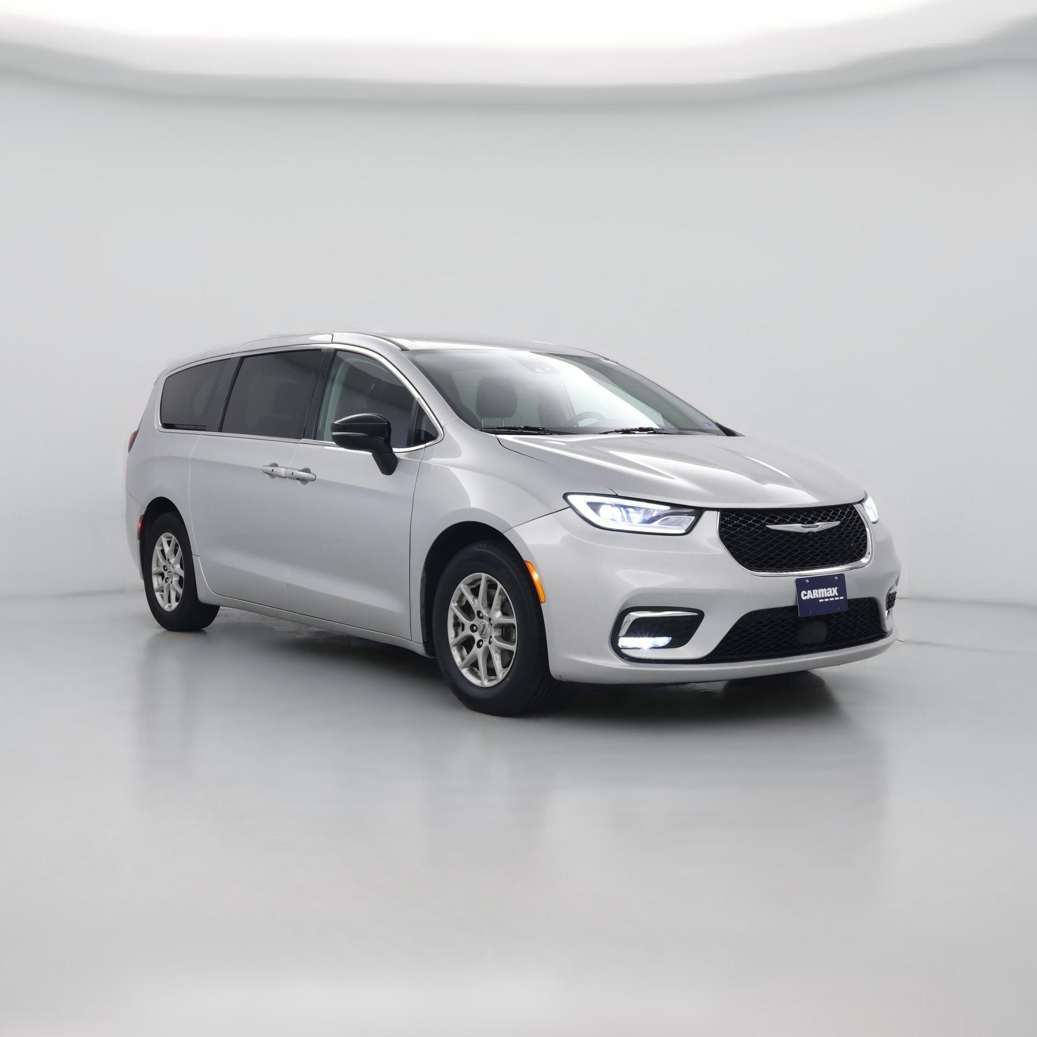 Thumbnail: 2024 Chrysler Pacifica - 1
