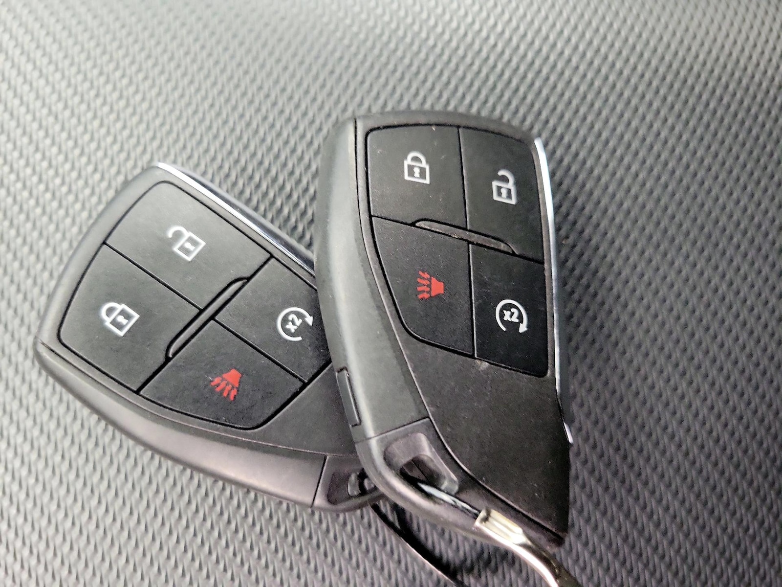 2025 Chevrolet Equinox LT - Photo 23