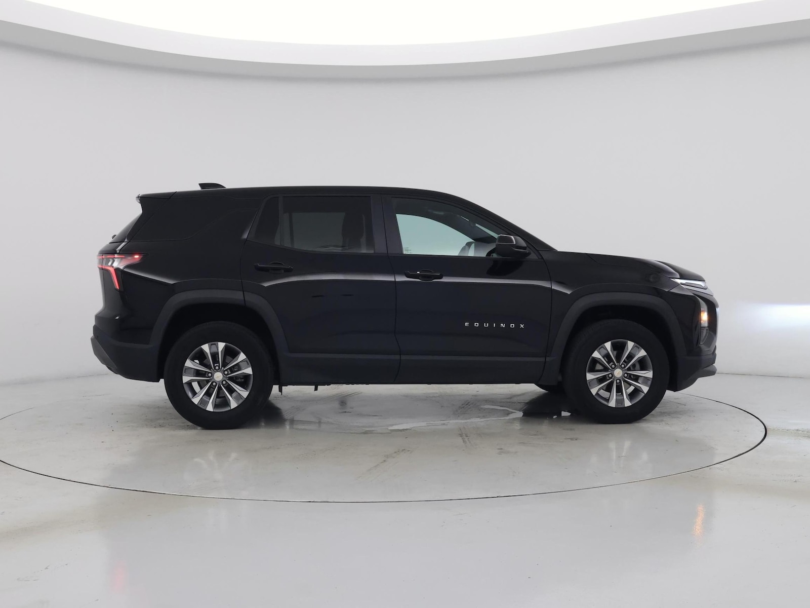 2025 Chevrolet Equinox LT - Photo 8