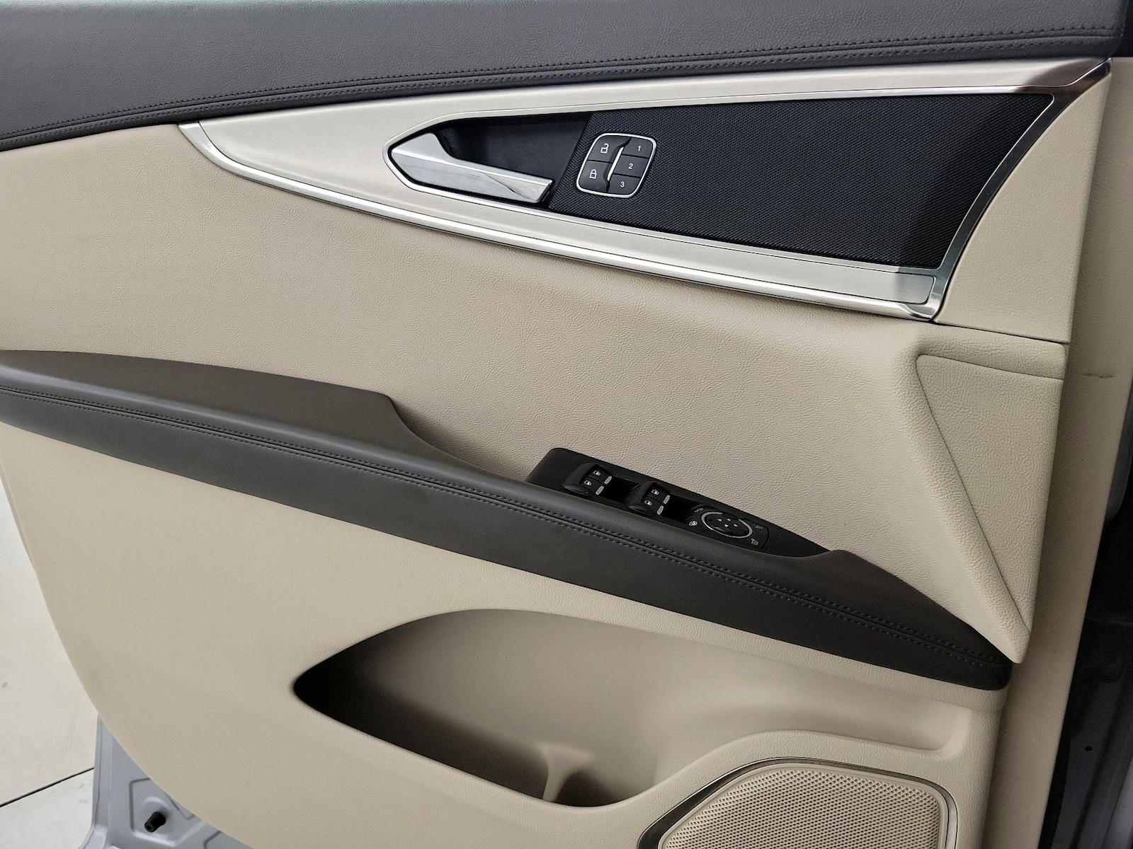 2020 Lincoln Nautilus Base - Photo 13