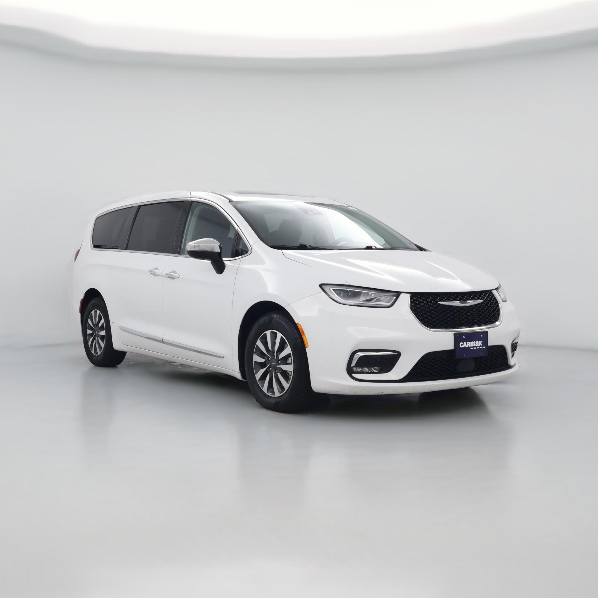Thumbnail: 2023 Chrysler Pacifica - 1