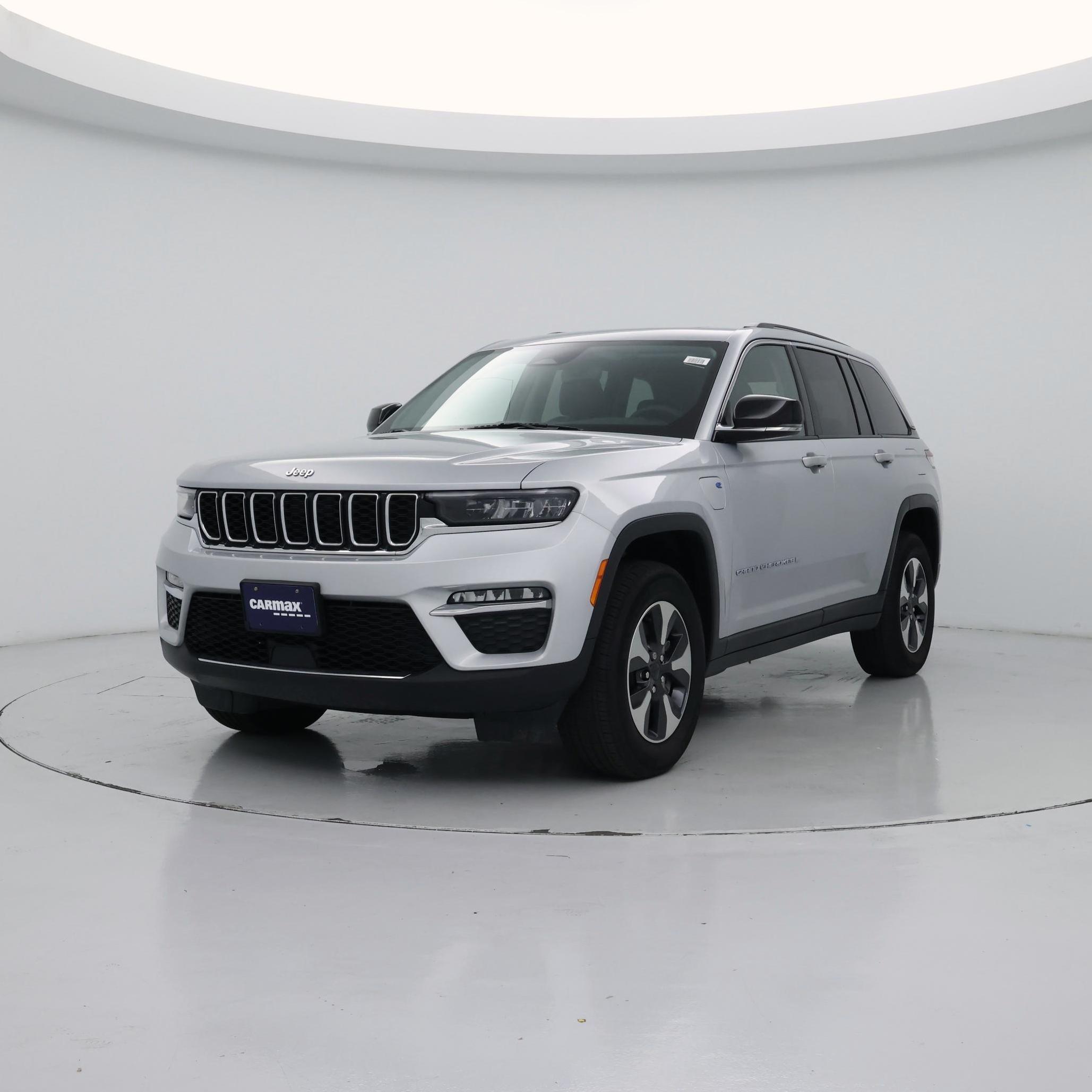 Thumbnail: 2023 Jeep Grand Cherokee - 4