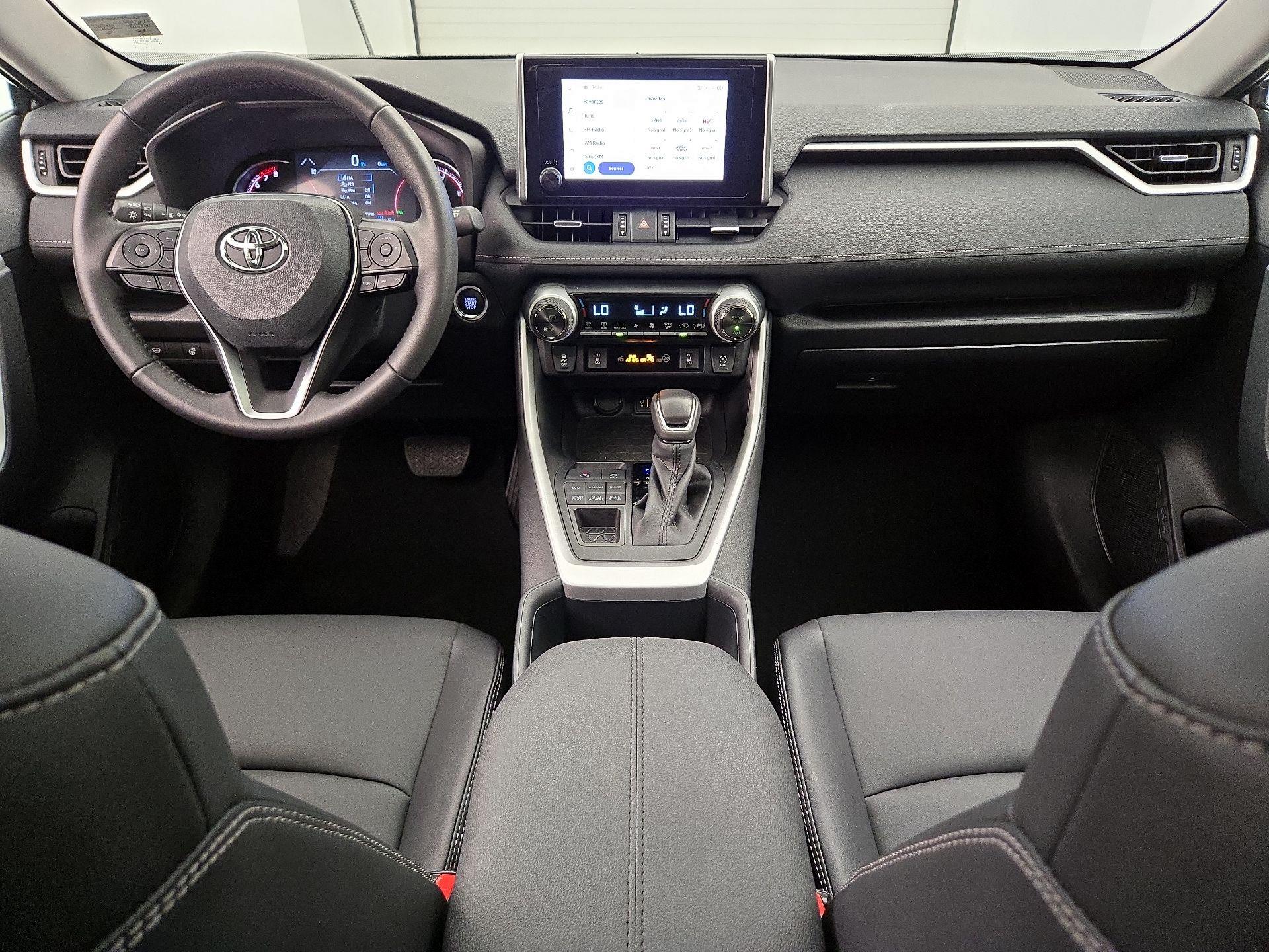 Thumbnail: 2025 Toyota RAV4 - 9