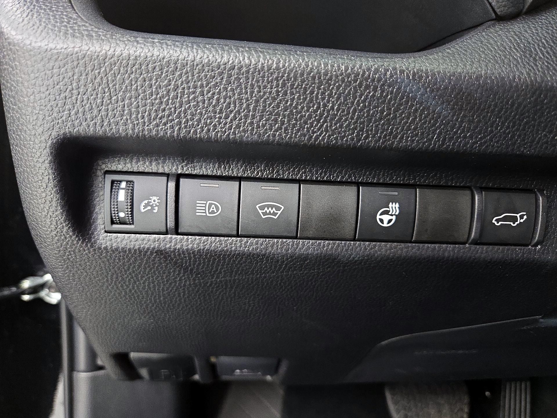 Thumbnail: 2025 Toyota RAV4 - 13
