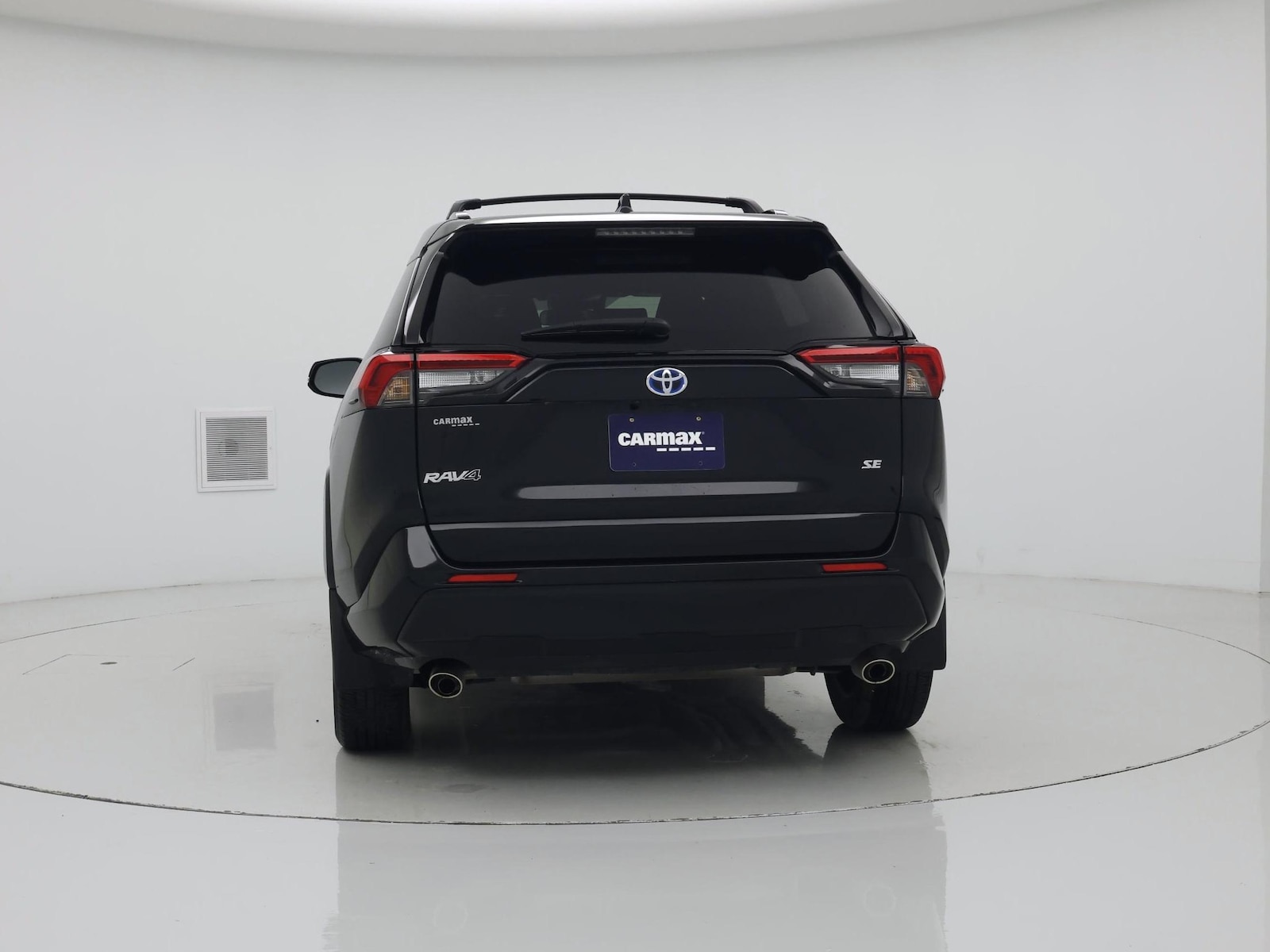 2023 Toyota RAV4 SE - Photo 7
