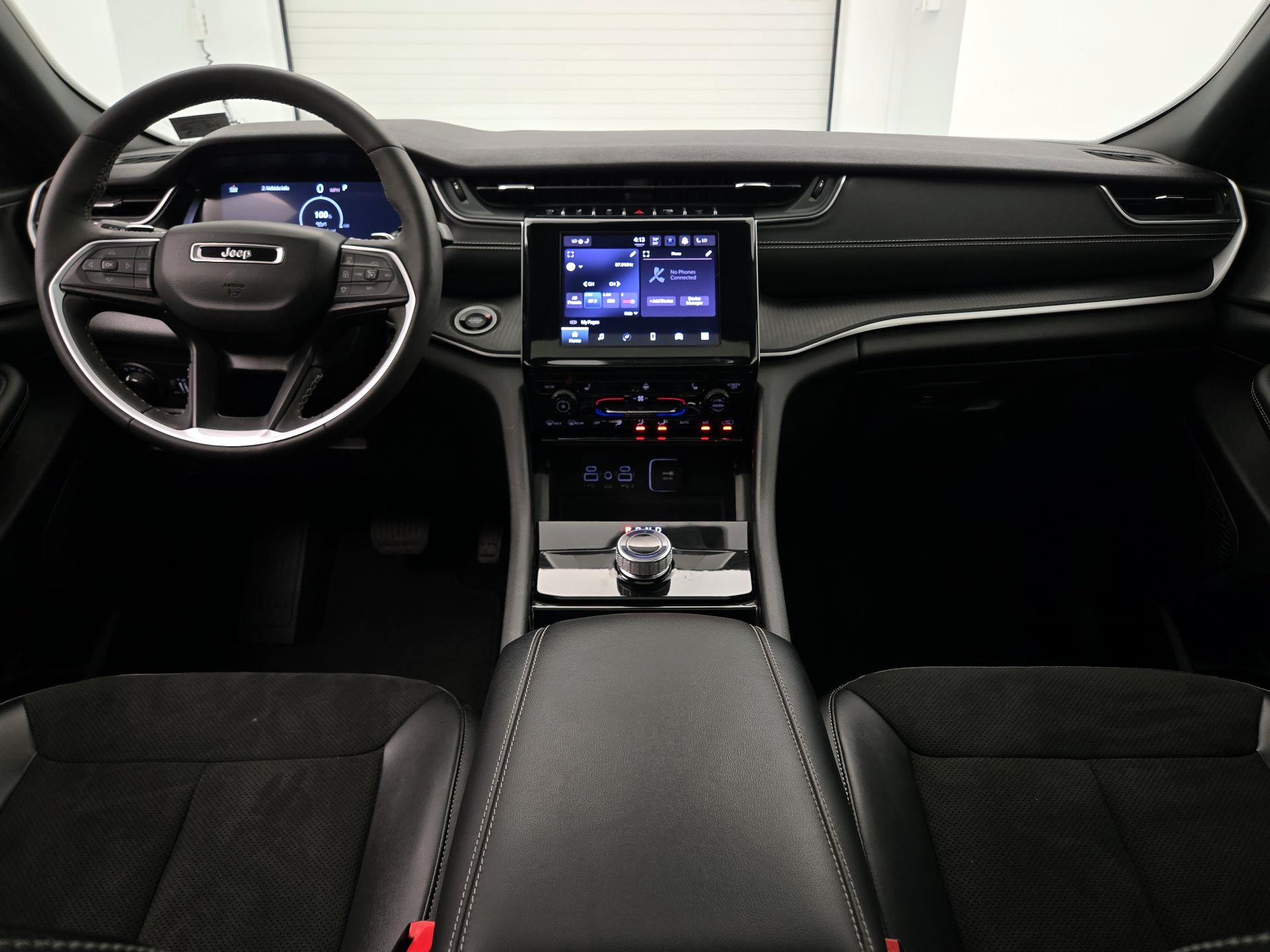 Thumbnail: 2023 Jeep Grand Cherokee - 9