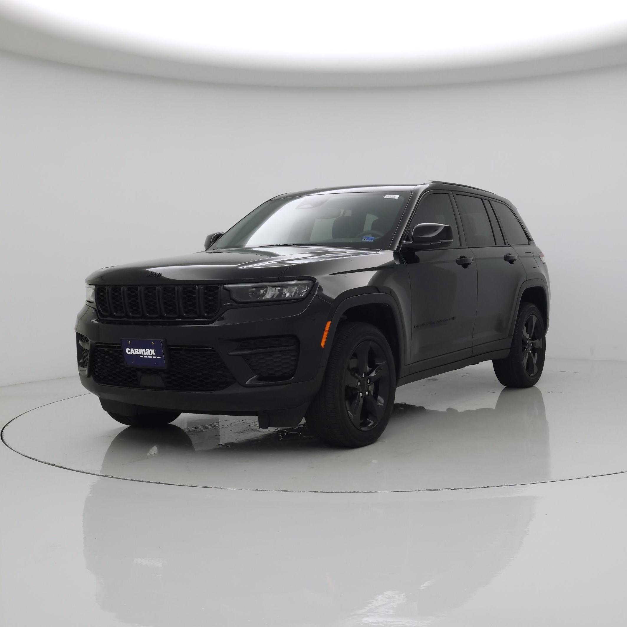 Thumbnail: 2023 Jeep Grand Cherokee - 4