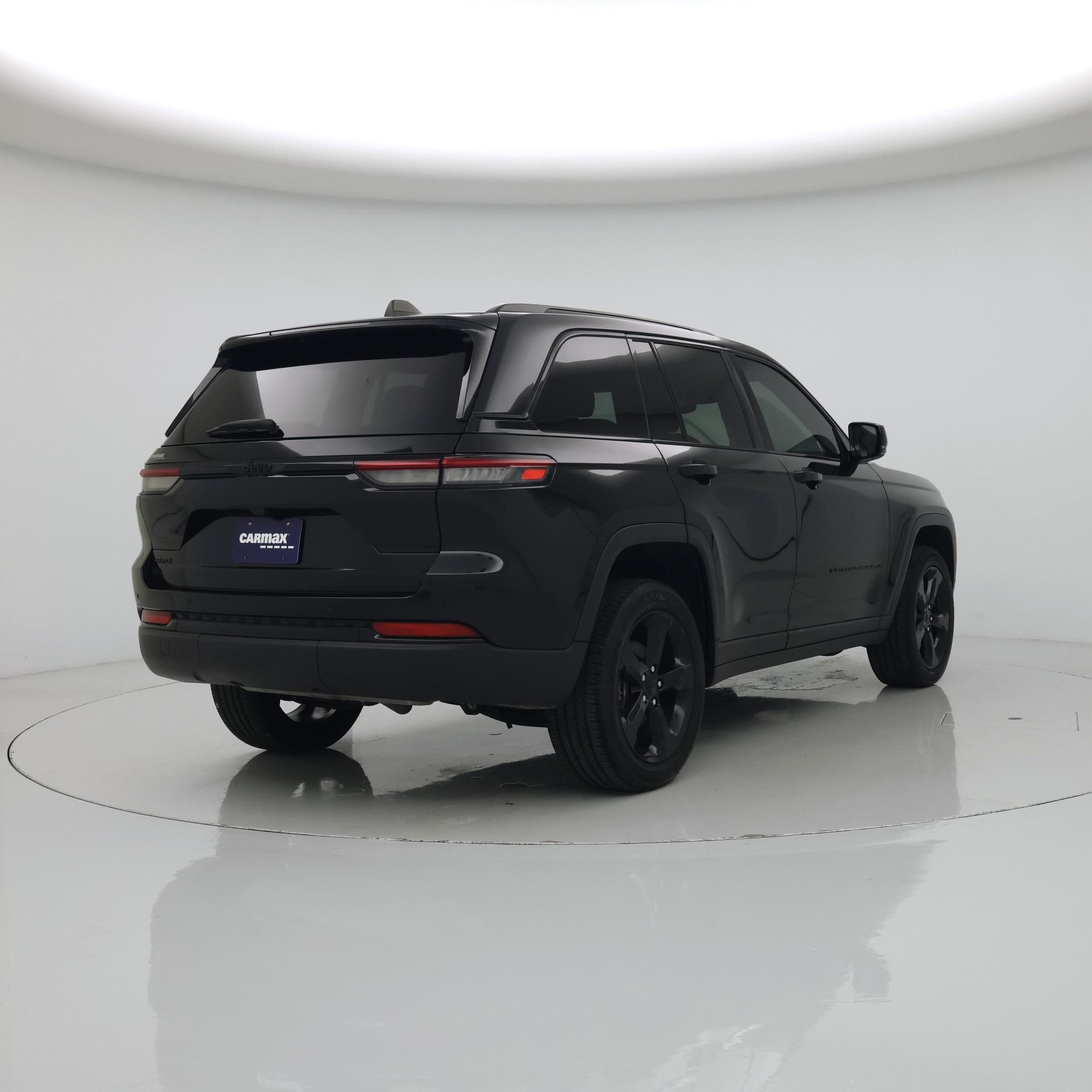 Thumbnail: 2023 Jeep Grand Cherokee - 8