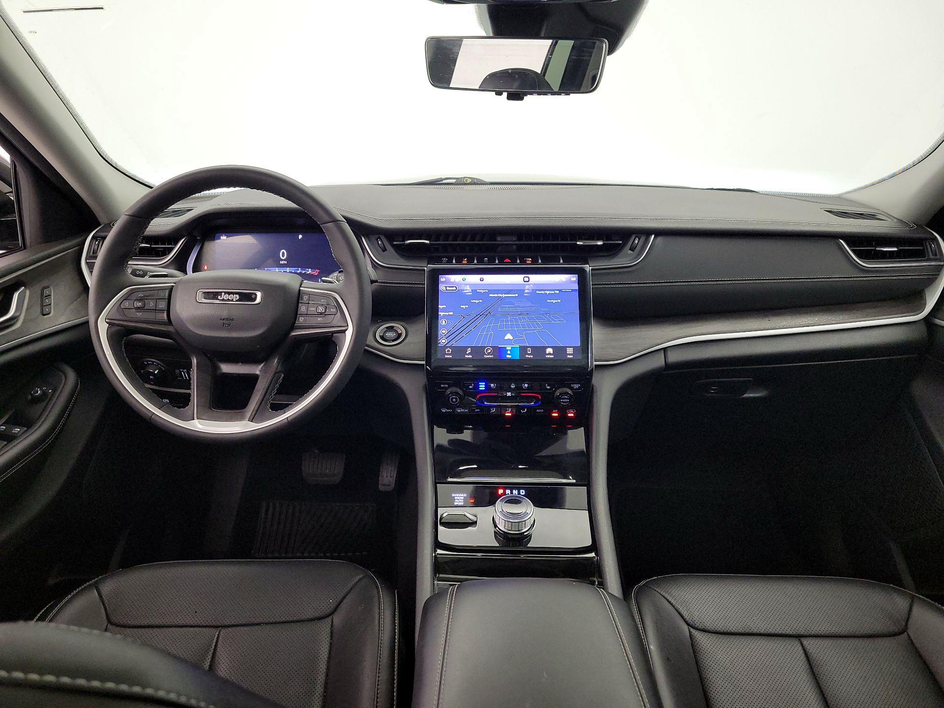 Thumbnail: 2023 Jeep Grand Cherokee L - 9
