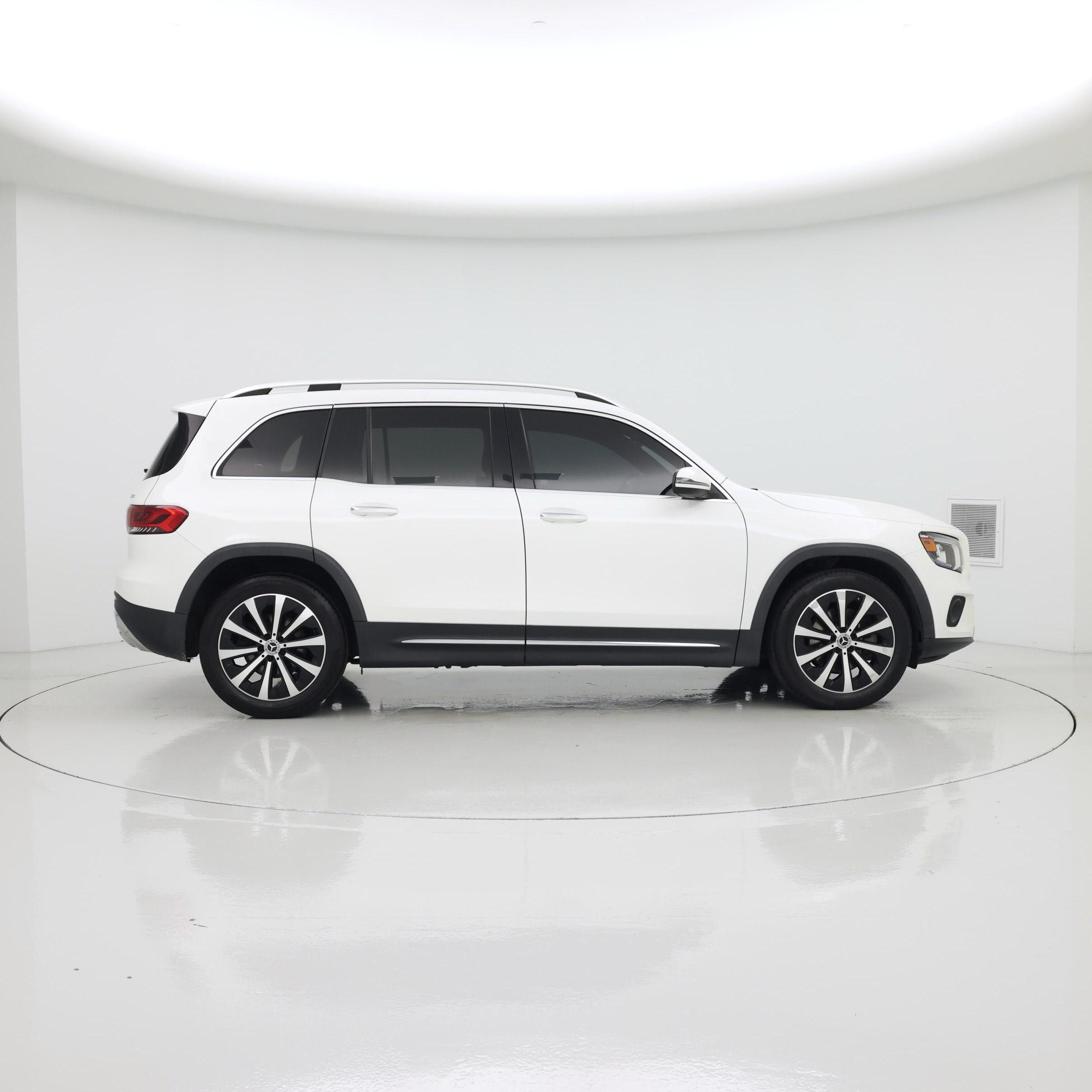 Thumbnail: 2023 Mercedes-Benz GLB - 7