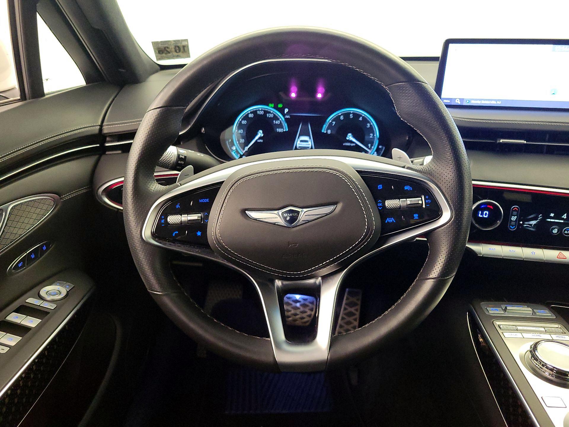 Thumbnail: 2022 Genesis GV70 - 10