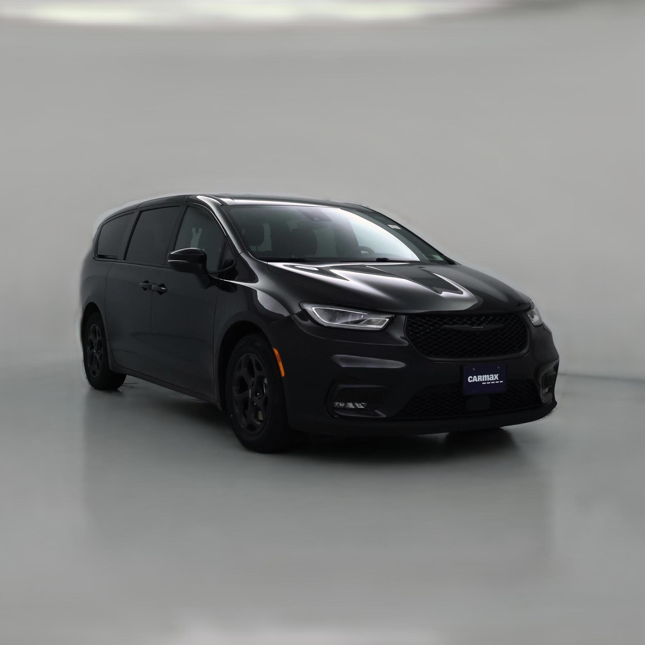 Thumbnail: 2023 Chrysler Pacifica - 1