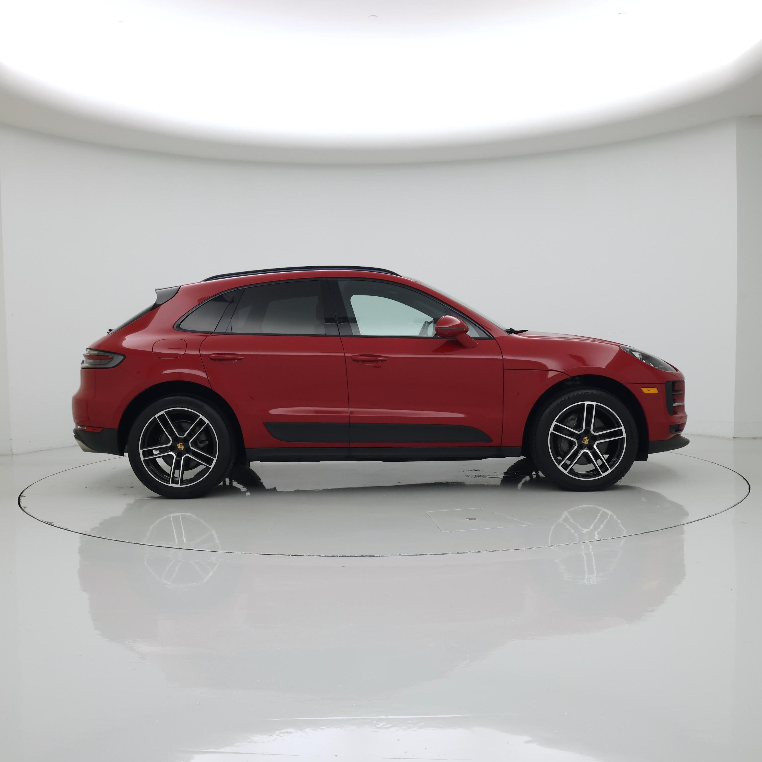 Thumbnail: 2021 Porsche Macan - 7